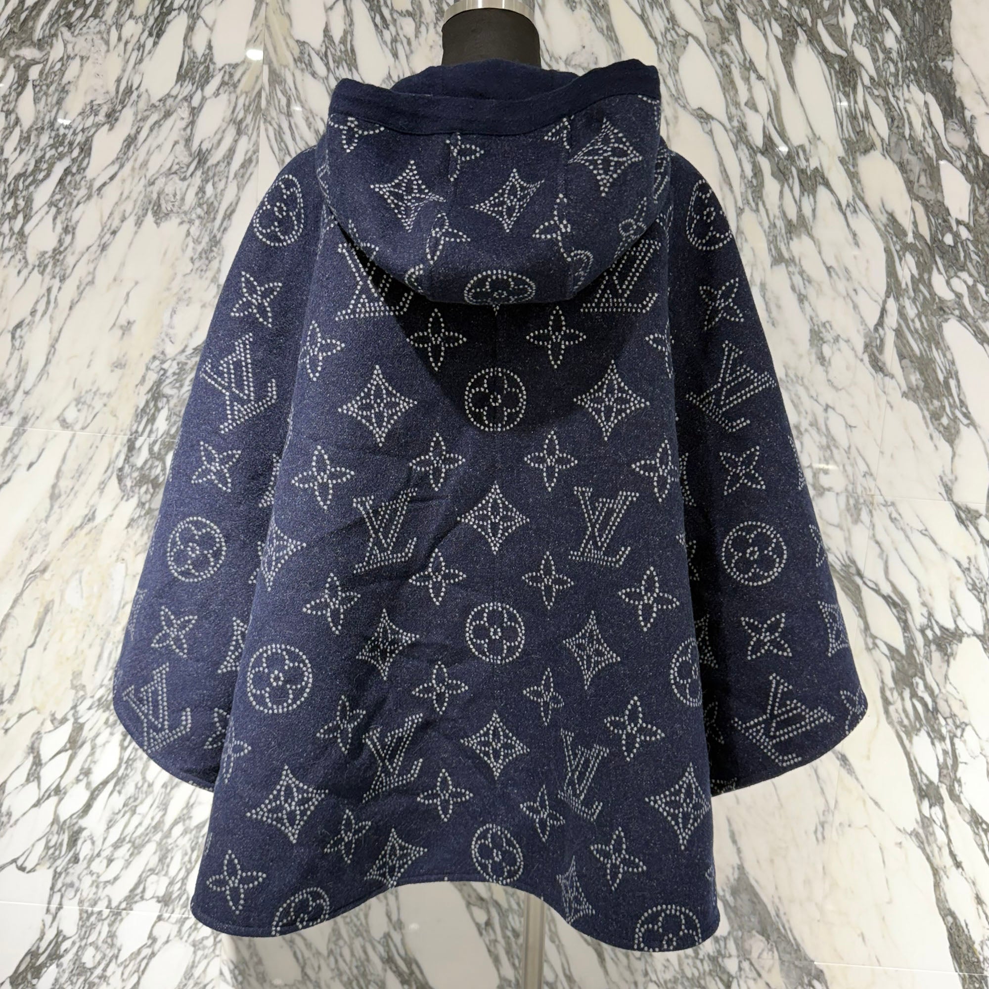 LOUIS VUITTON 2022SS Mahina Reversible Poncho FMCO18 Size TU ルイ