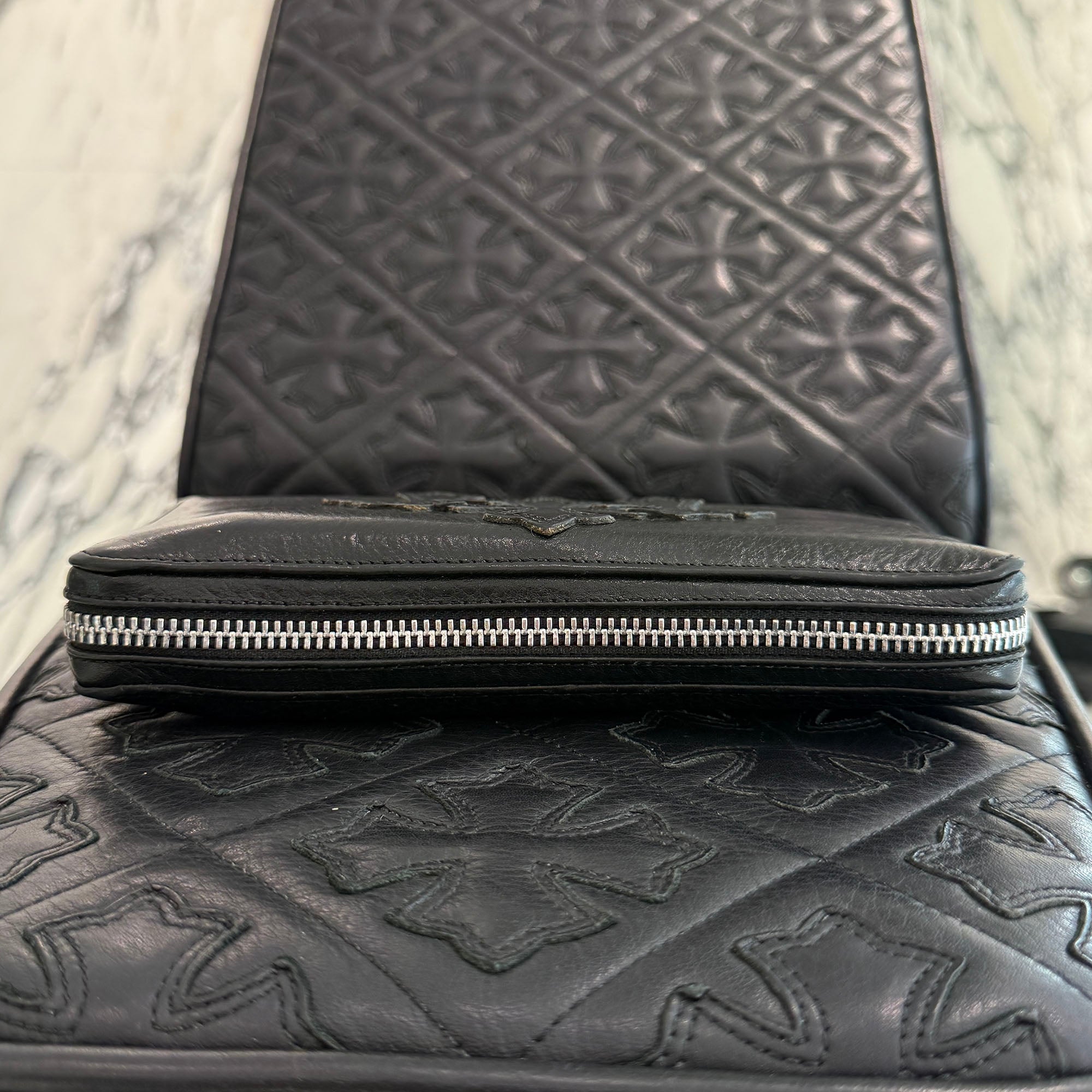 CHROME HEARTS 3 Cemetery Leather Cross Patch F Zip Wallet クロムハーツ 3 セメタリー レザークロスパッチ Fジップ ウォレット