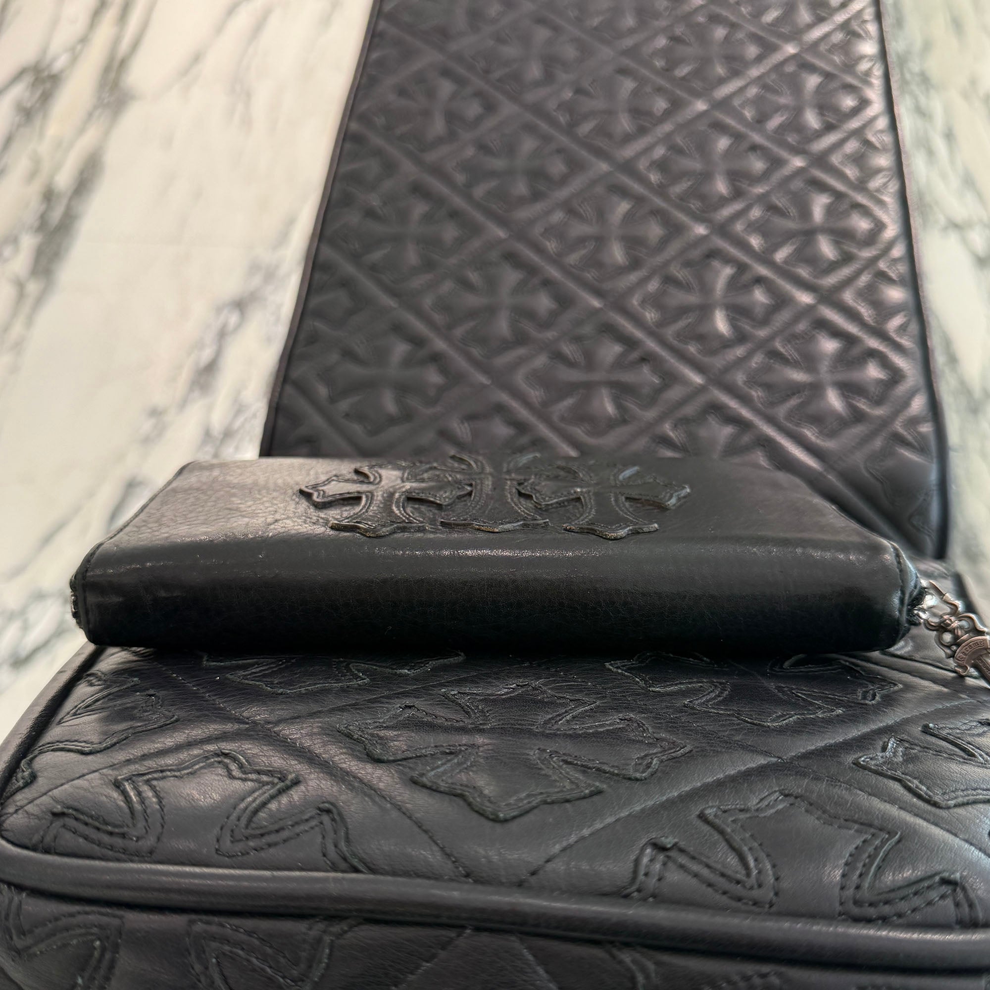 CHROME HEARTS 3 Cemetery Leather Cross Patch F Zip Wallet クロムハーツ 3 セメタリー レザークロスパッチ Fジップ ウォレット