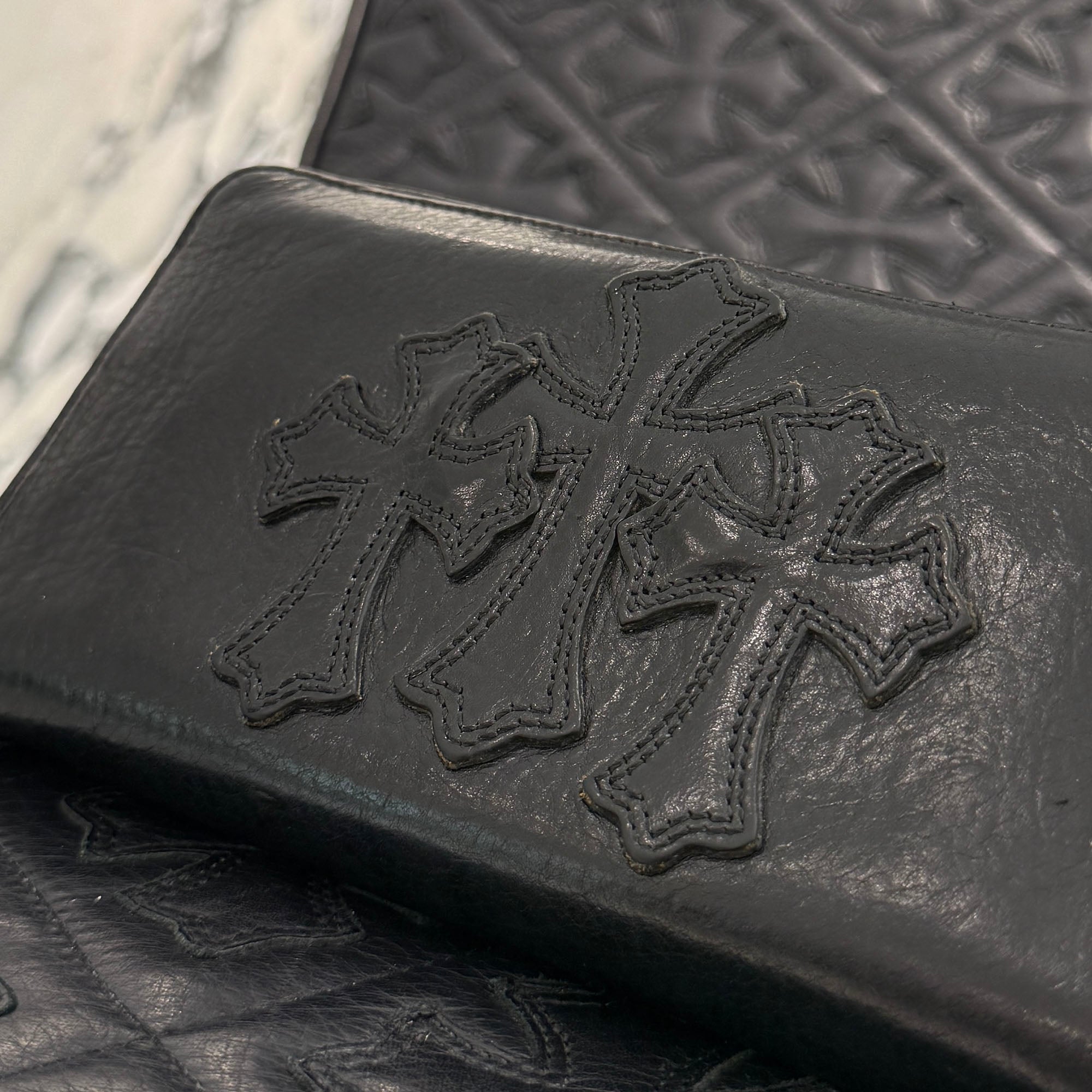 CHROME HEARTS 3 Cemetery Leather Cross Patch F Zip Wallet クロムハーツ 3 セメタリー レザークロスパッチ Fジップ ウォレット