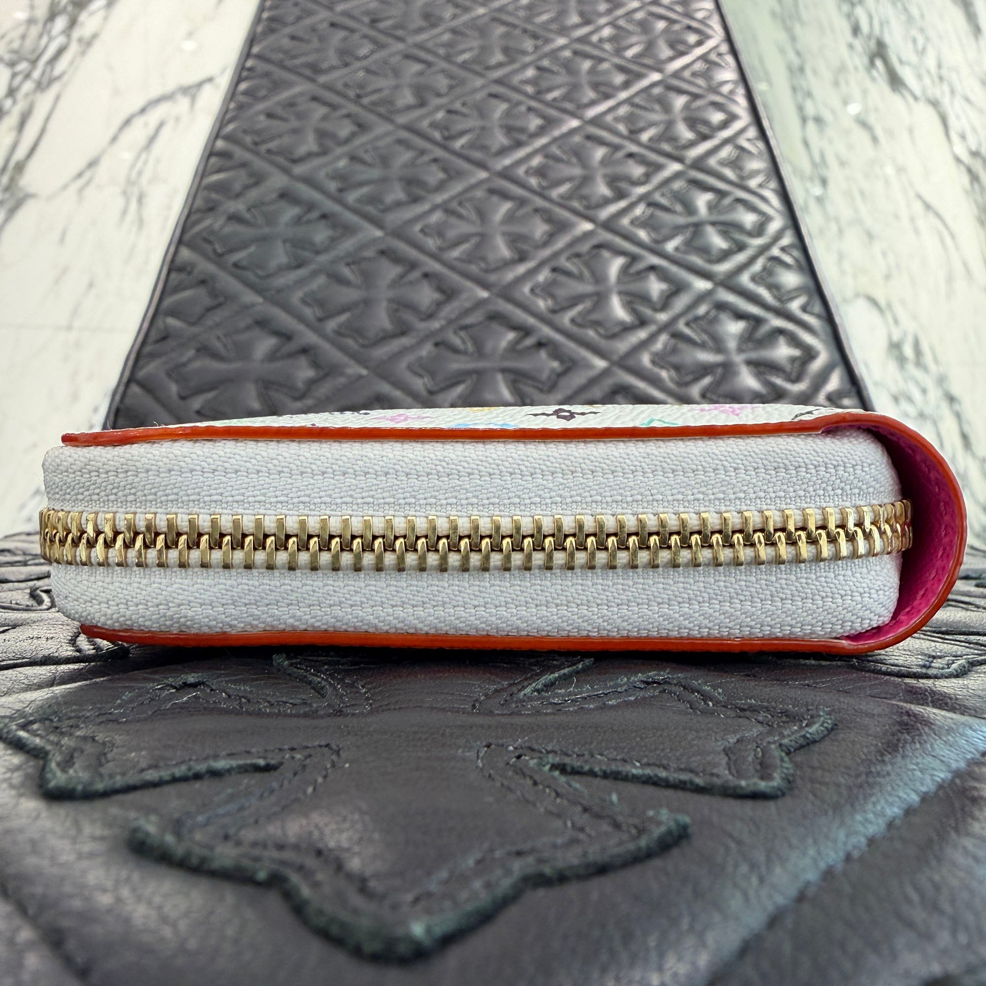 LOUIS VUITTON × Takashi Murakami 2025SS Multicolor Monogram Zippy Wallet M13922 ルイヴィトン × 村上隆 マルチカラー モノグラム ジッピー ウォレット