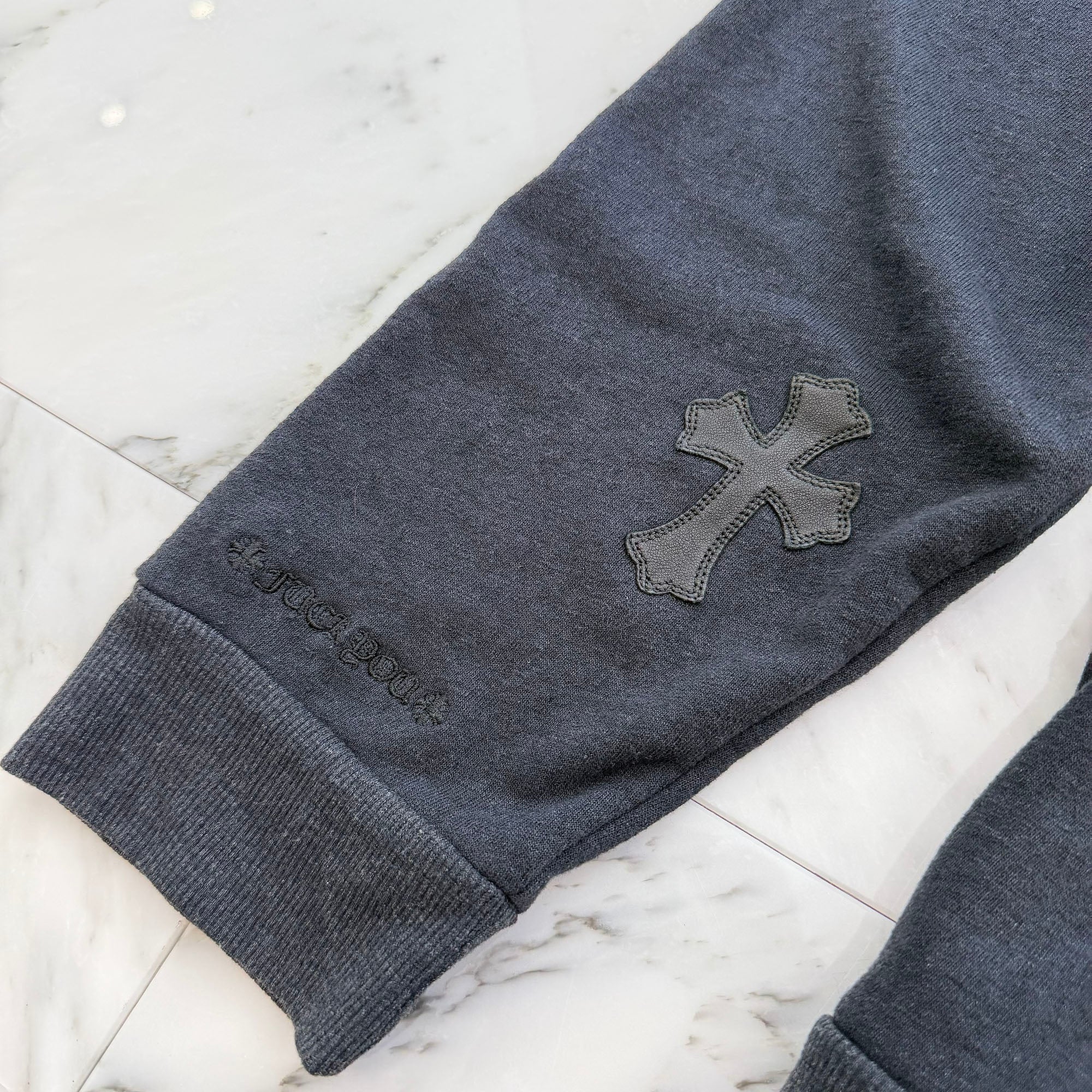 CHROME HEARTS Y NOT Cemetery Cross Leather Patch Pullover Hoodie Size XL クロムハーツ ワイノット セメタリークロスレザーパッチ プルオーバー フーディー サイズXL
