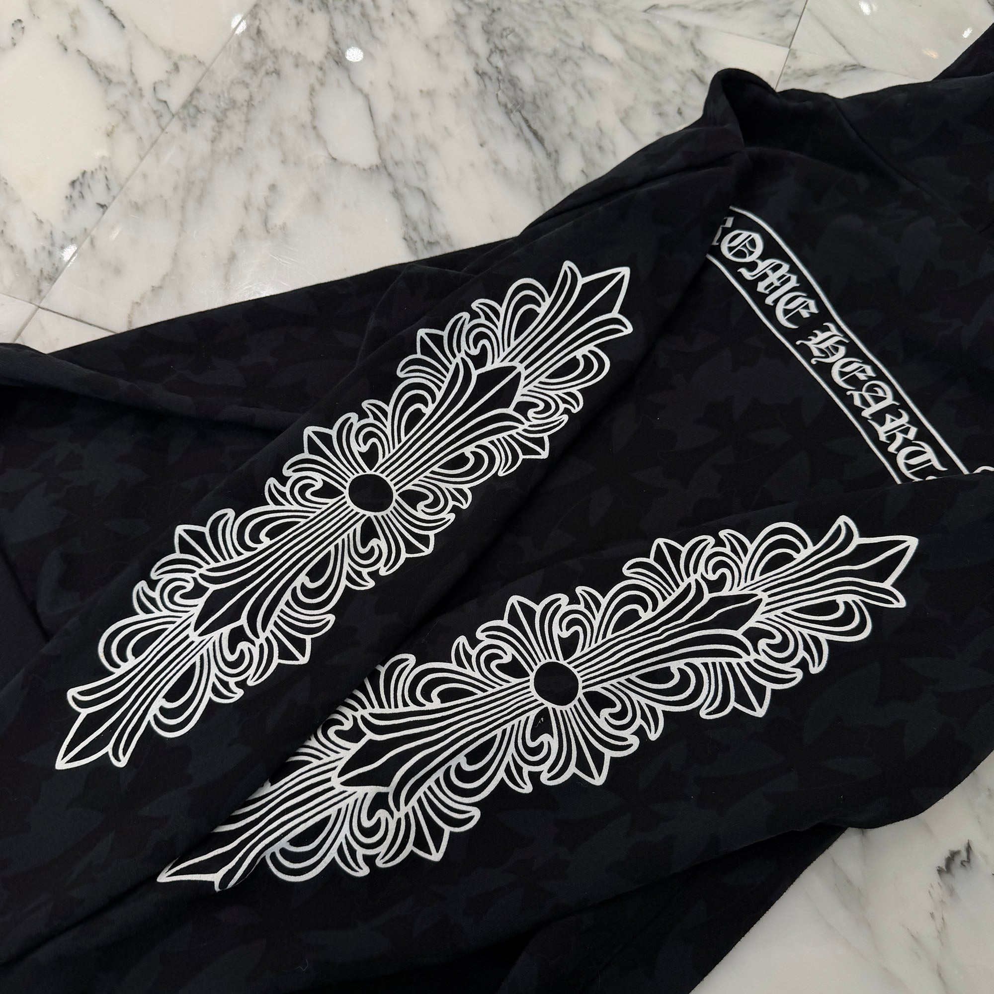 CHROME HEARTS 2024SS Graveyard Cemetery Cross Pullover Hoodie Size M クロムハーツ グレイブヤード セメタリークロス プルオーバーフーディ サイズM