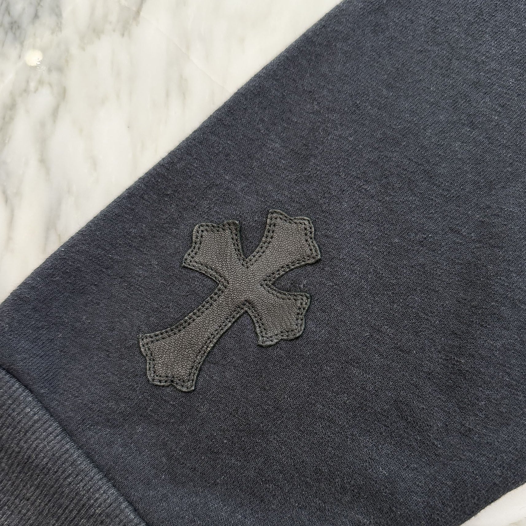 CHROME HEARTS Y NOT Cemetery Cross Leather Patch Pullover Hoodie Size XL クロムハーツ ワイノット セメタリークロスレザーパッチ プルオーバー フーディー サイズXL