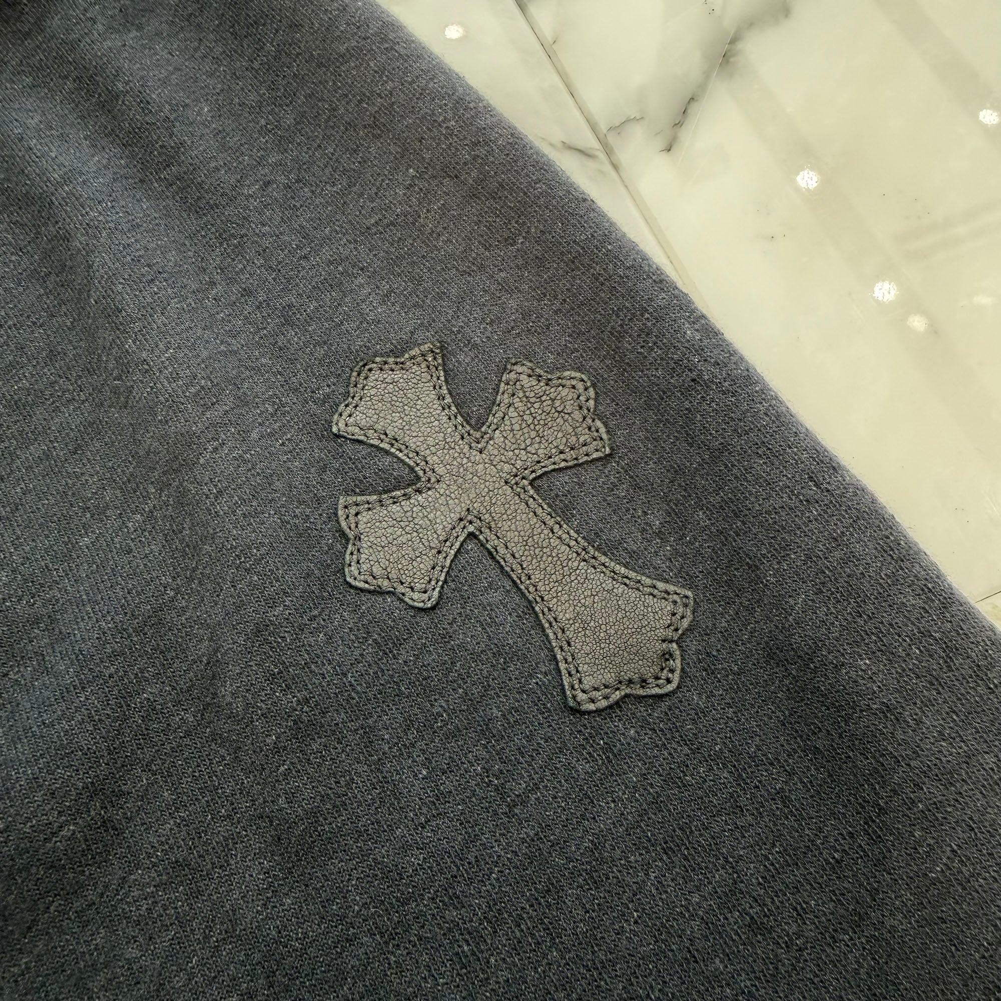 CHROME HEARTS Y NOT Cemetery Cross Leather Patch Pullover Hoodie Size XL クロムハーツ ワイノット セメタリークロスレザーパッチ プルオーバー フーディー サイズXL