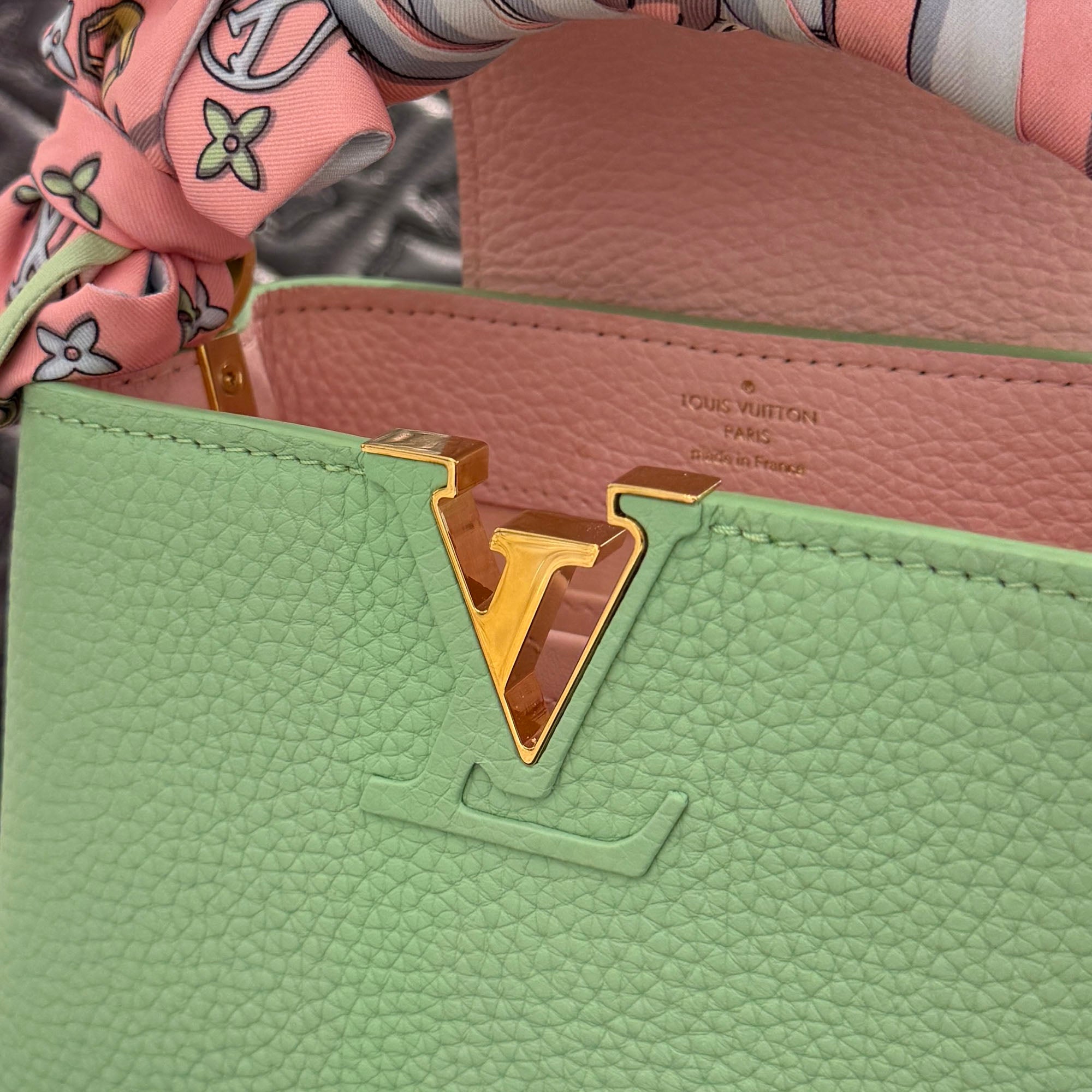 LOUIS VUITTON 2023SS Capucines MINI "Vert Pomm" M59928 ルイヴィトン カプシーヌ MINI "ヴェールポム"