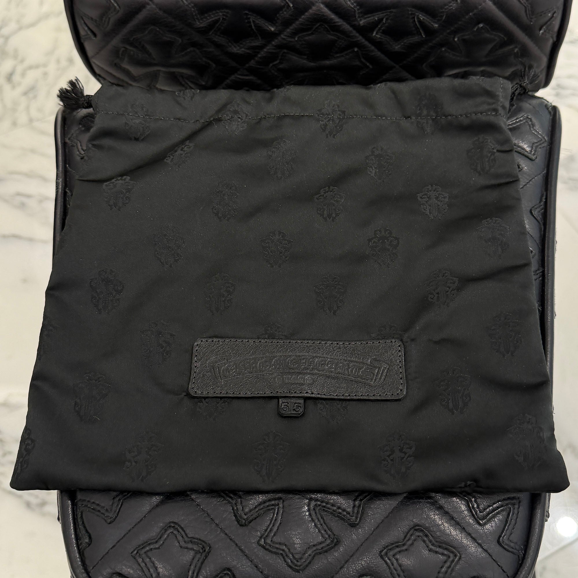 CHROME HEARTS Suede Leather Square Pocket Vine Dagger Patch Shoulder Bag クロムハーツ スエードレザー スクエアポケット ヴァインダガー パッチ ショルダーバッグ