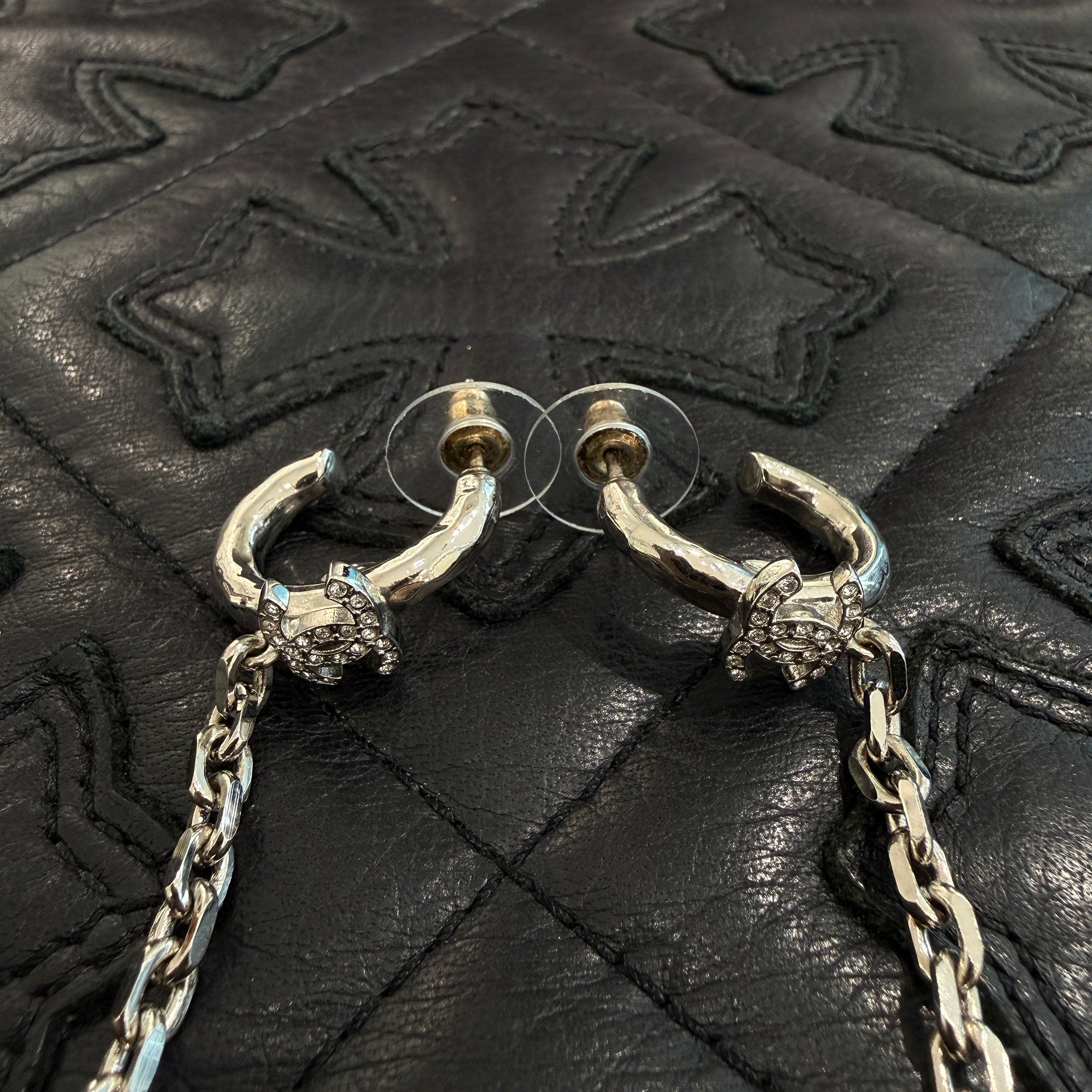 CHANEL A22A Double Coco Mark Chain Earrings and Ear Cuffs シャネル A22A ダブルココマーク チェーン ピアス＆イヤーカフ