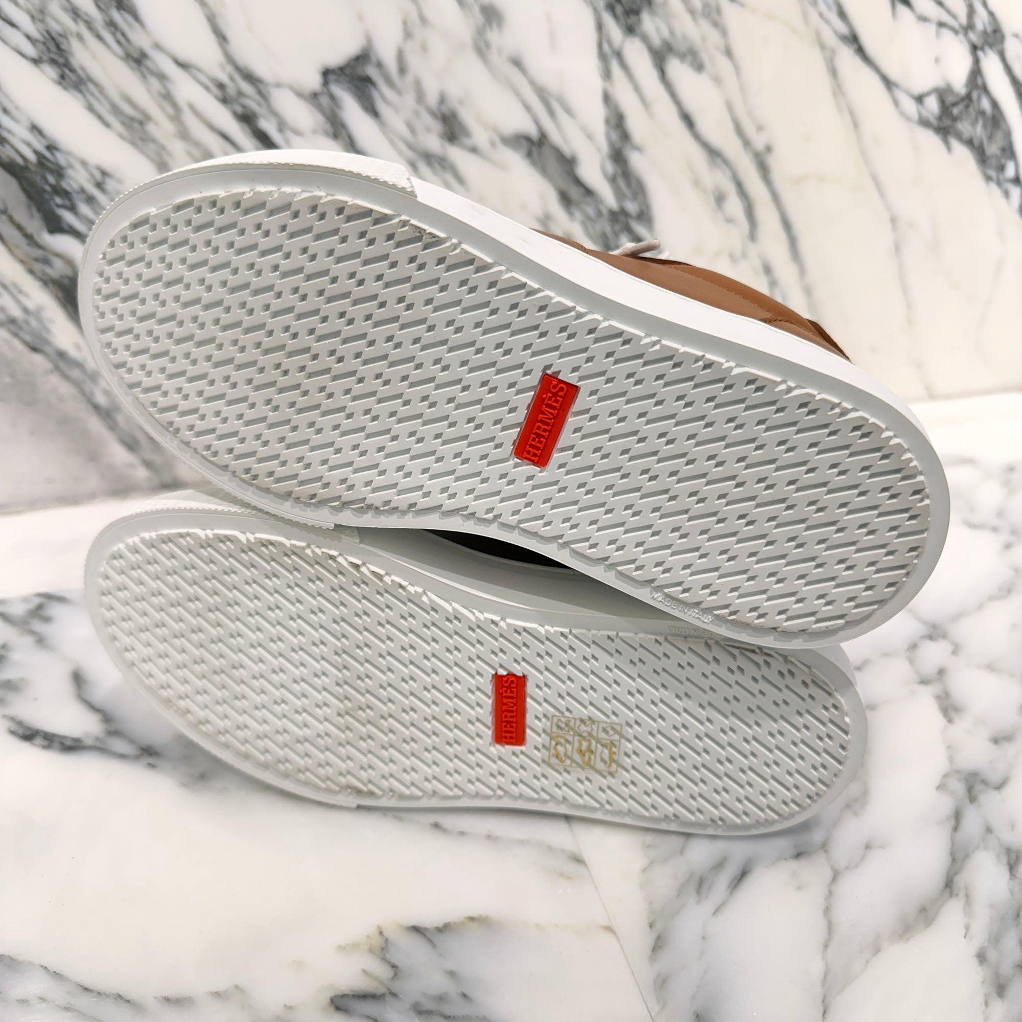 HERMES Sneakers "DAY" RG212256Z Size 35 1/2 (23.0cm～23.5cm) エルメス スニーカー "デイ" ナチュラル サイズ35 1/2 (23.0cm～23.5cm)