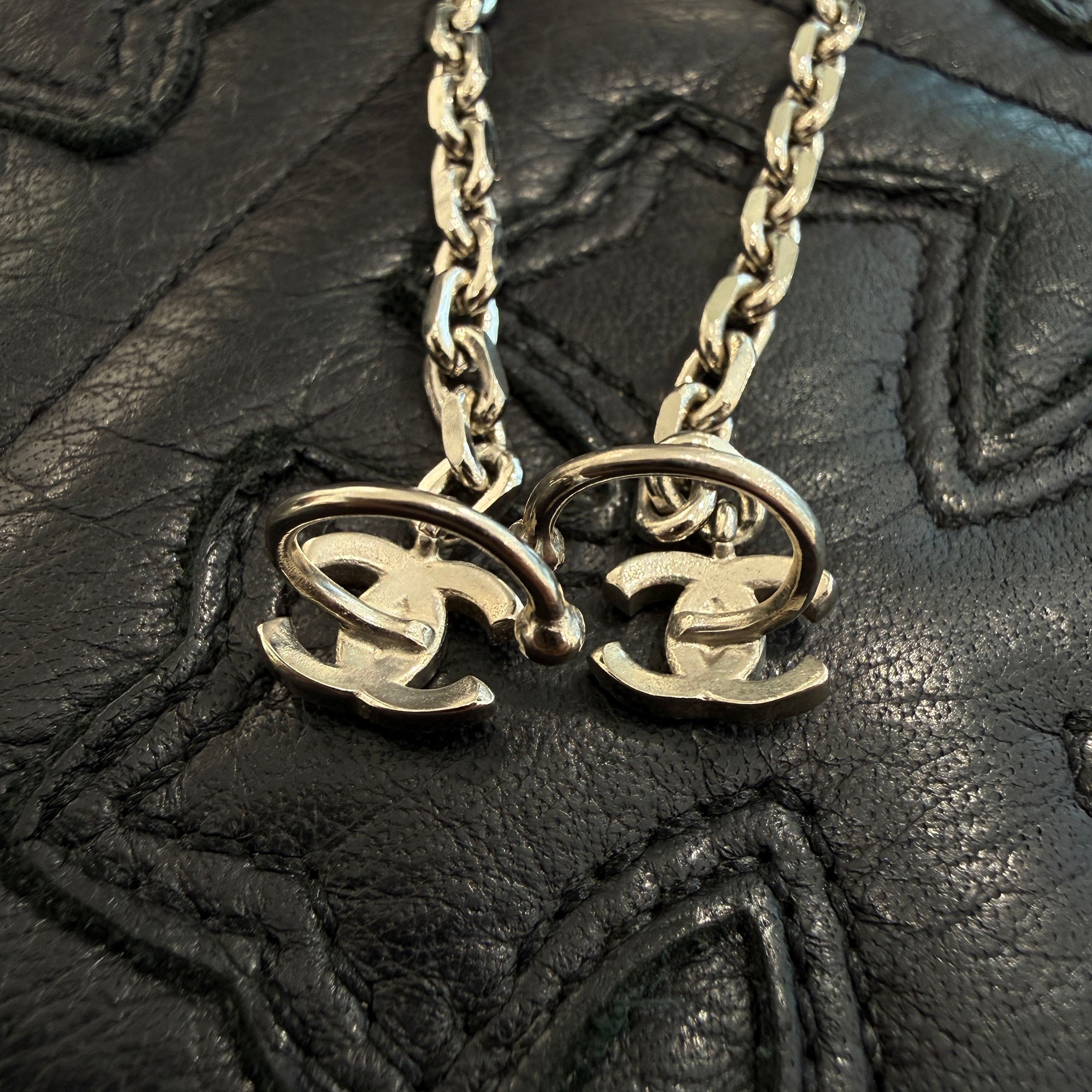 CHANEL A22A Double Coco Mark Chain Earrings and Ear Cuffs シャネル A22A ダブルココマーク チェーン ピアス＆イヤーカフ