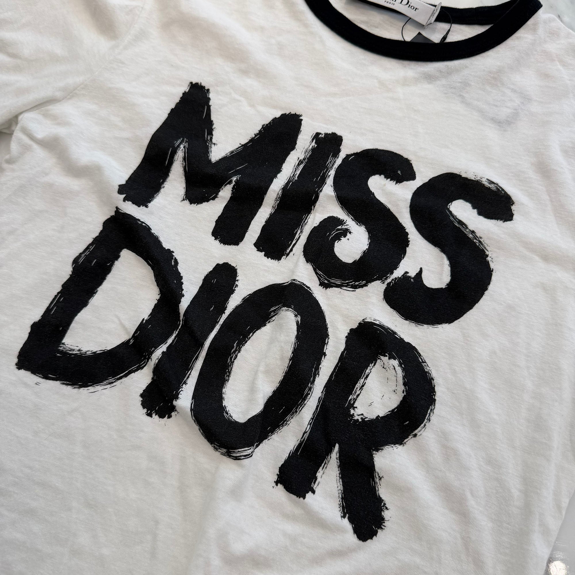 DIOR 2024AW "MISS DIOR" Graffiti Print Ringer Tee 453T40A4554 ディオール "ミス ディオール" グラフィティプリント リンガーTシャツ