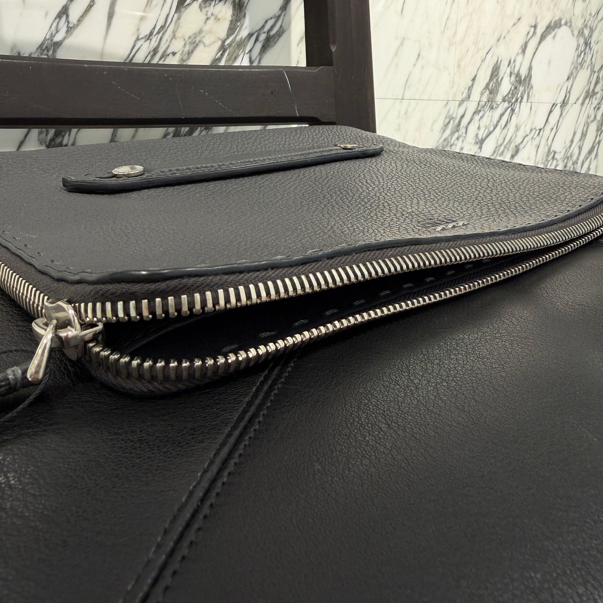FENDI Selleria Clutch Leather Bag 7M0225 07N フェンディ セレリア クラッチ レザーバッグ