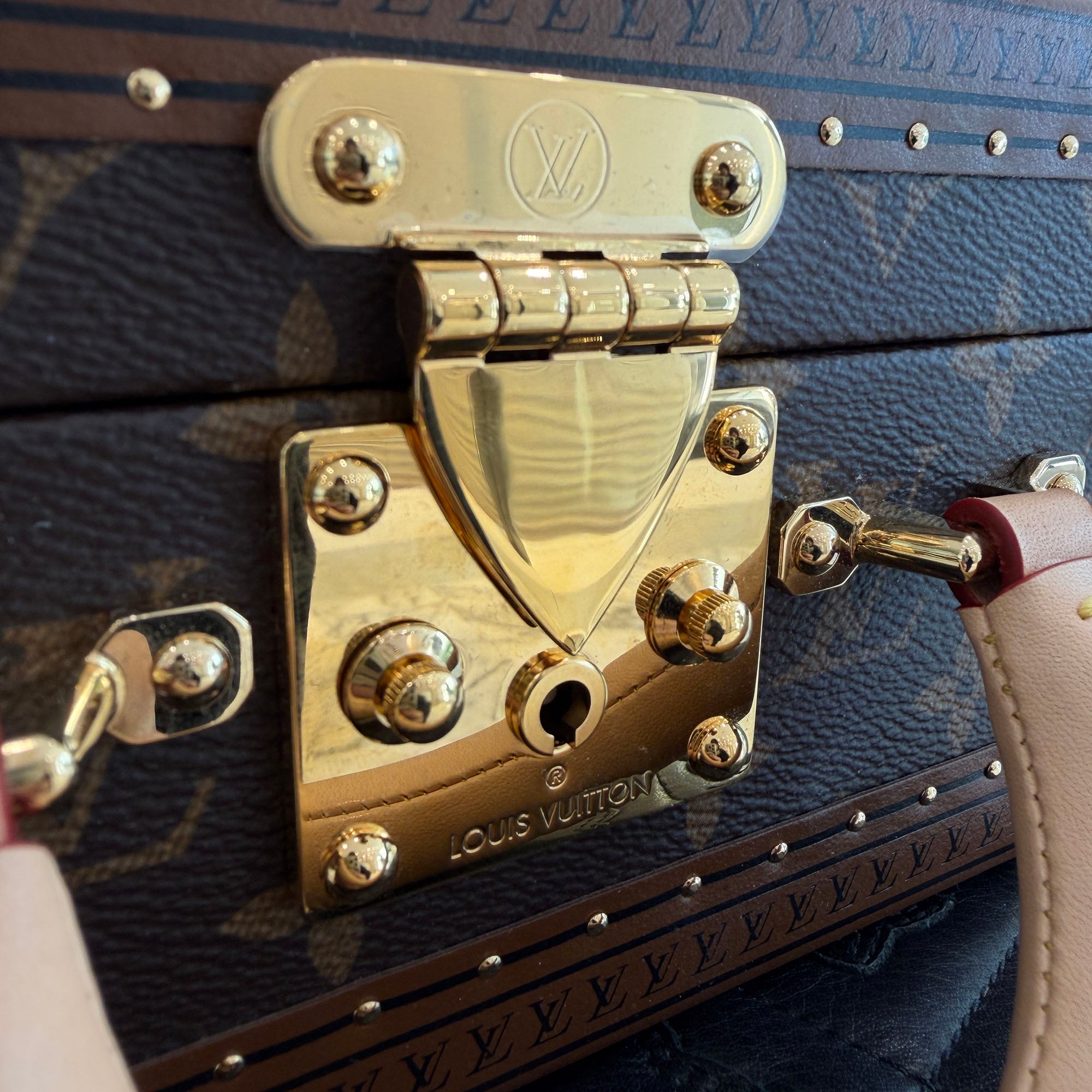 LOUIS VUITTON Petite Monogram Valise Trunk Shoulder Bag M20468 ルイヴィトン プティット モノグラム ヴァリーズ トランク ショルダーバッグ