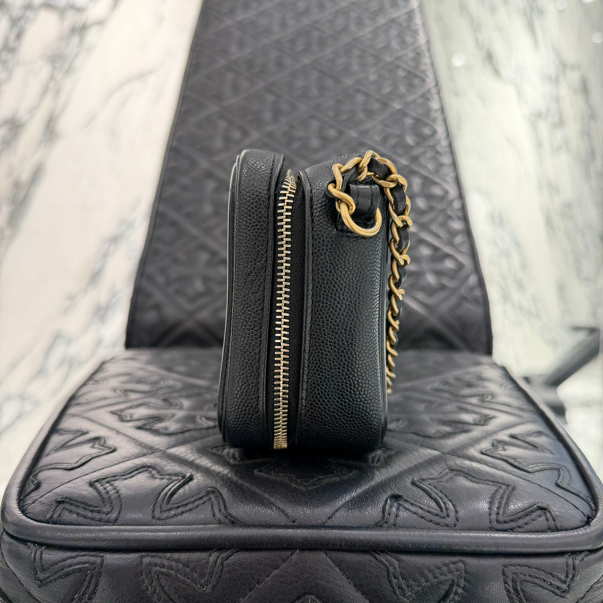 CHANEL CC Filigree Matelassé Chain Shoulder Vanity Bag A84452 シャネル CCフィリグリー マトラッセ チェーンショルダー バニティバッグ