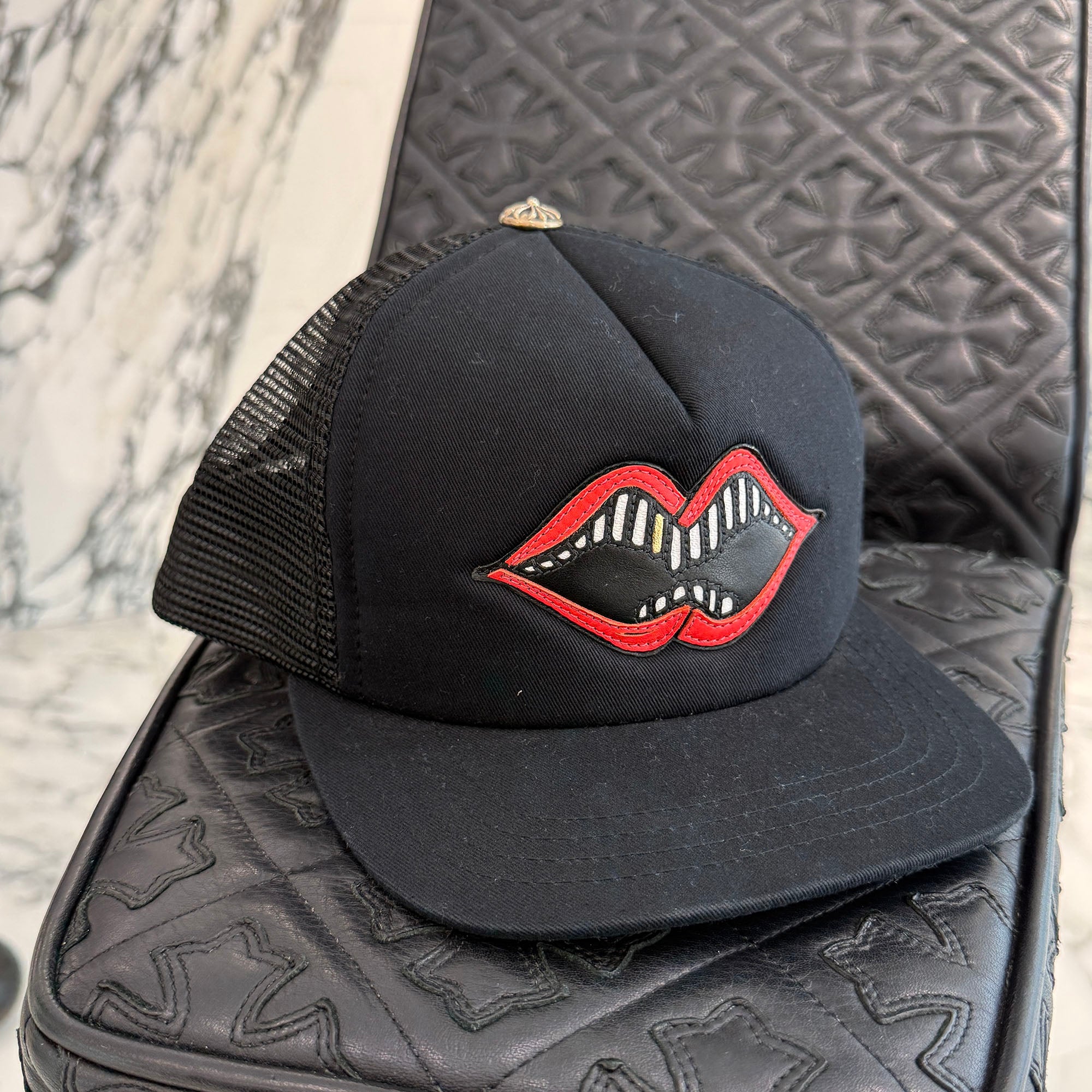 CHROME HEARTS × MATTY BOY Chomper Trucker Cap Size ONE SIZE (53-60) クロムハーツ × マッティボーイ チョンパートラッカーキャップ サイズ ONE SIZE (53-60)