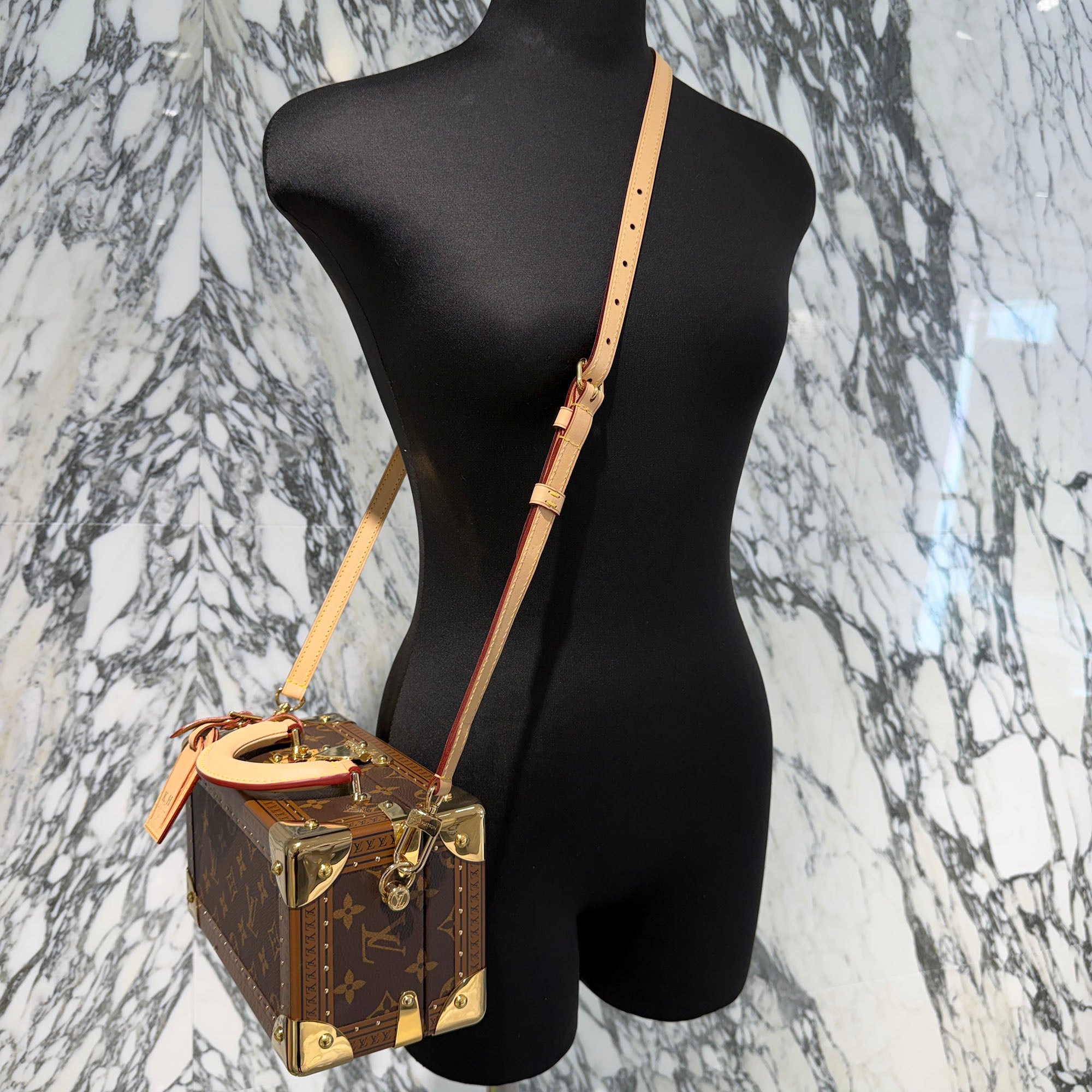 LOUIS VUITTON Petite Monogram Valise Trunk Shoulder Bag M20468 ルイヴィトン プティット モノグラム ヴァリーズ トランク ショルダーバッグ