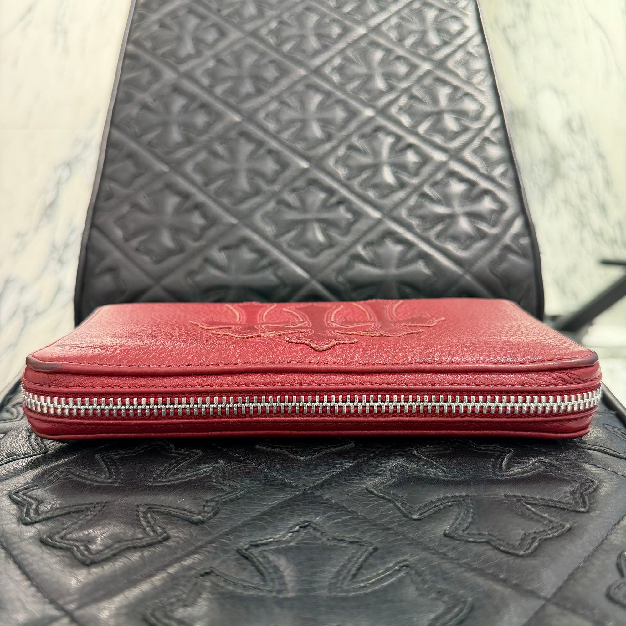 CHROME HEARTS 3 Cemetery Leather Cross Patch F Zip Wallet クロム