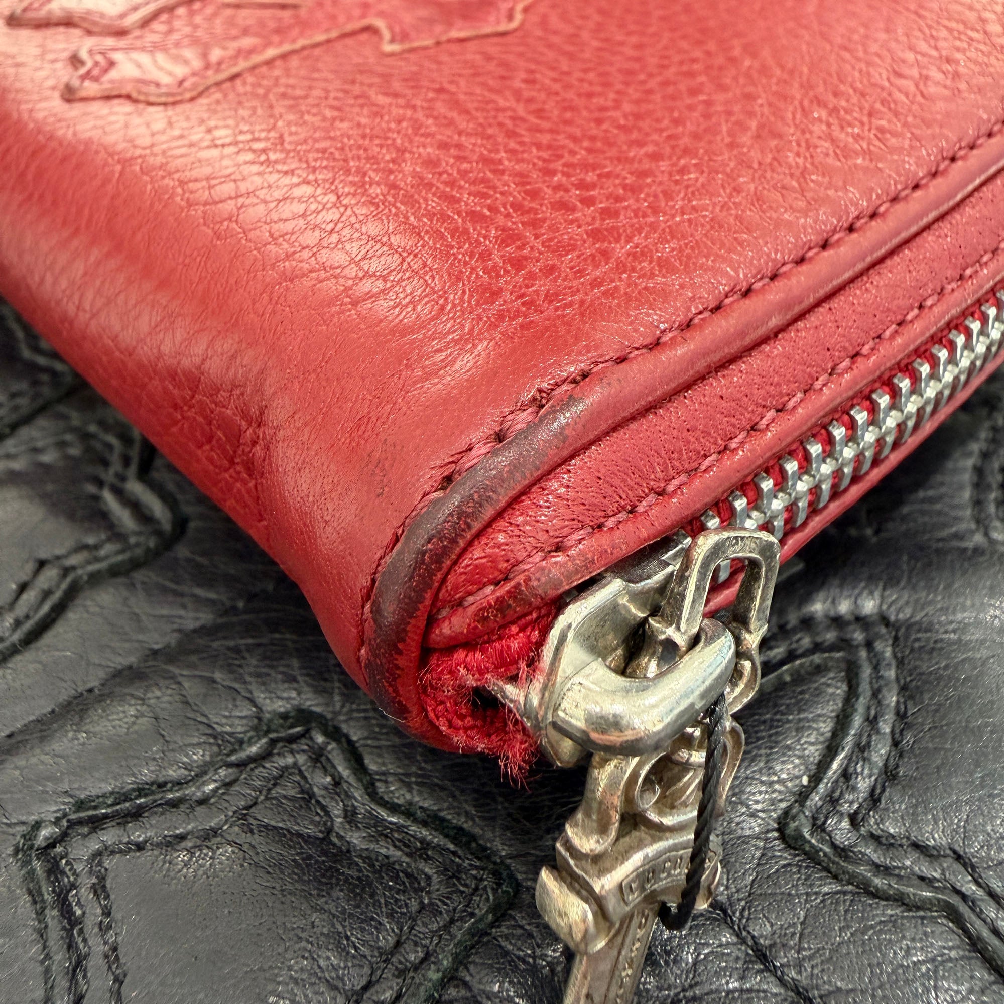 CHROME HEARTS 3 Cemetery Leather Cross Patch F Zip Wallet クロムハーツ 3 セメタリー レザークロスパッチ Fジップ ウォレット