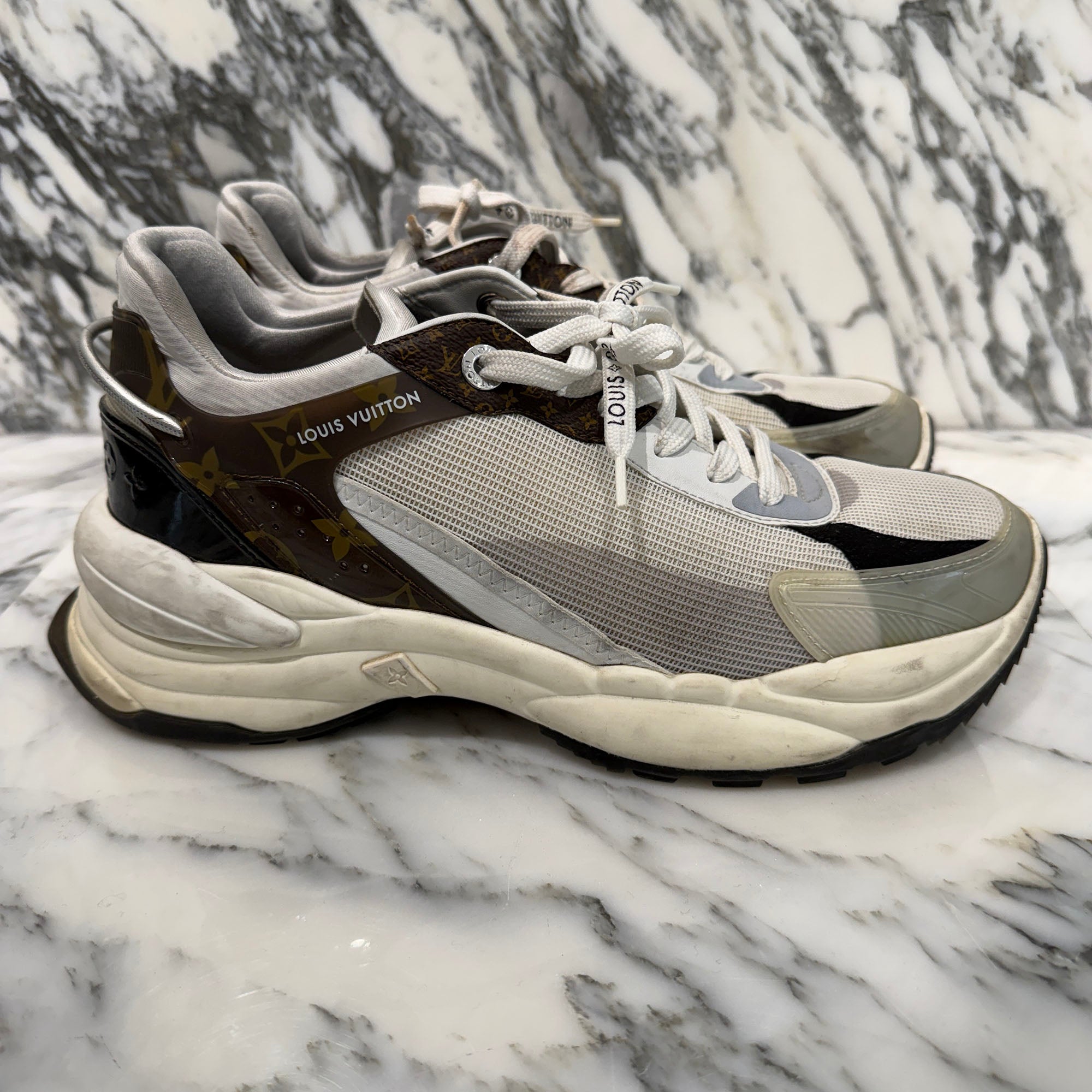 LOUIS VUITTON 2022AW LV Run 55 Line Leather × Fabric Sneakers Size 42(約26.5cm〜27.0cm程度) ルイヴィトン LVラン55ライン レザー×ファブリック スニーカー サイズ42(約26.5cm〜27.0cm程度)