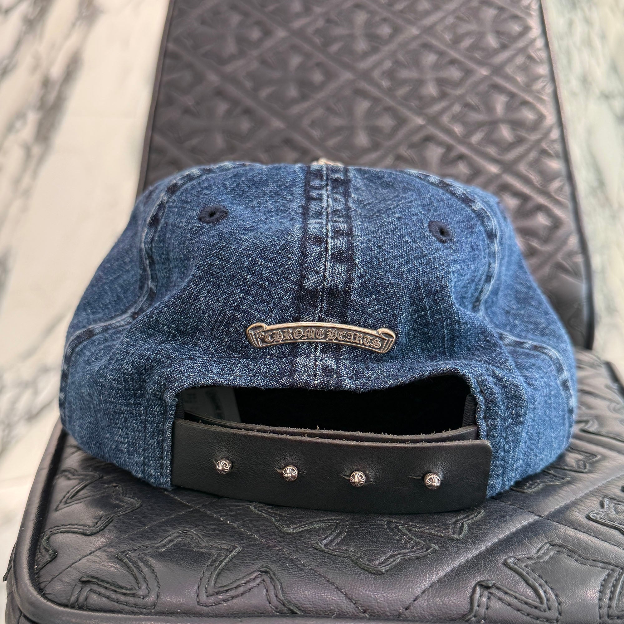 クロムハーツ TRUCKER CAP デニムトラッカー ホースシュー刺繍ベース