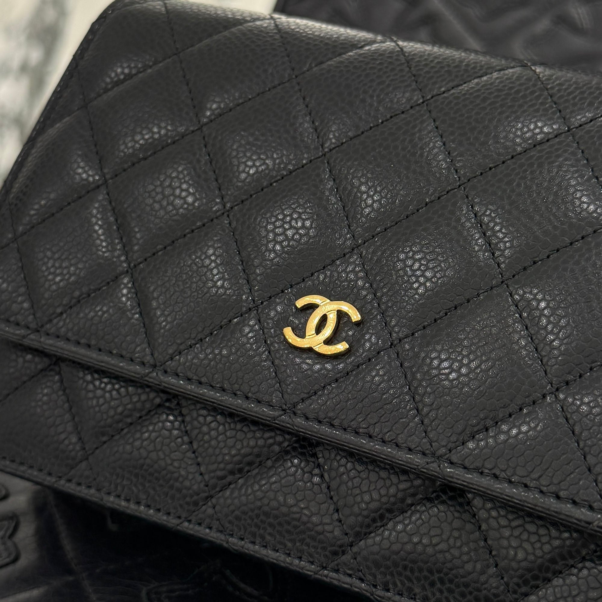 CHANEL チェーンウォレット ブラック マトラッセ風 ミニバッグ CHANEL Matelassé Classic Chain Wallet Mini Bag シャネル マトラッセ