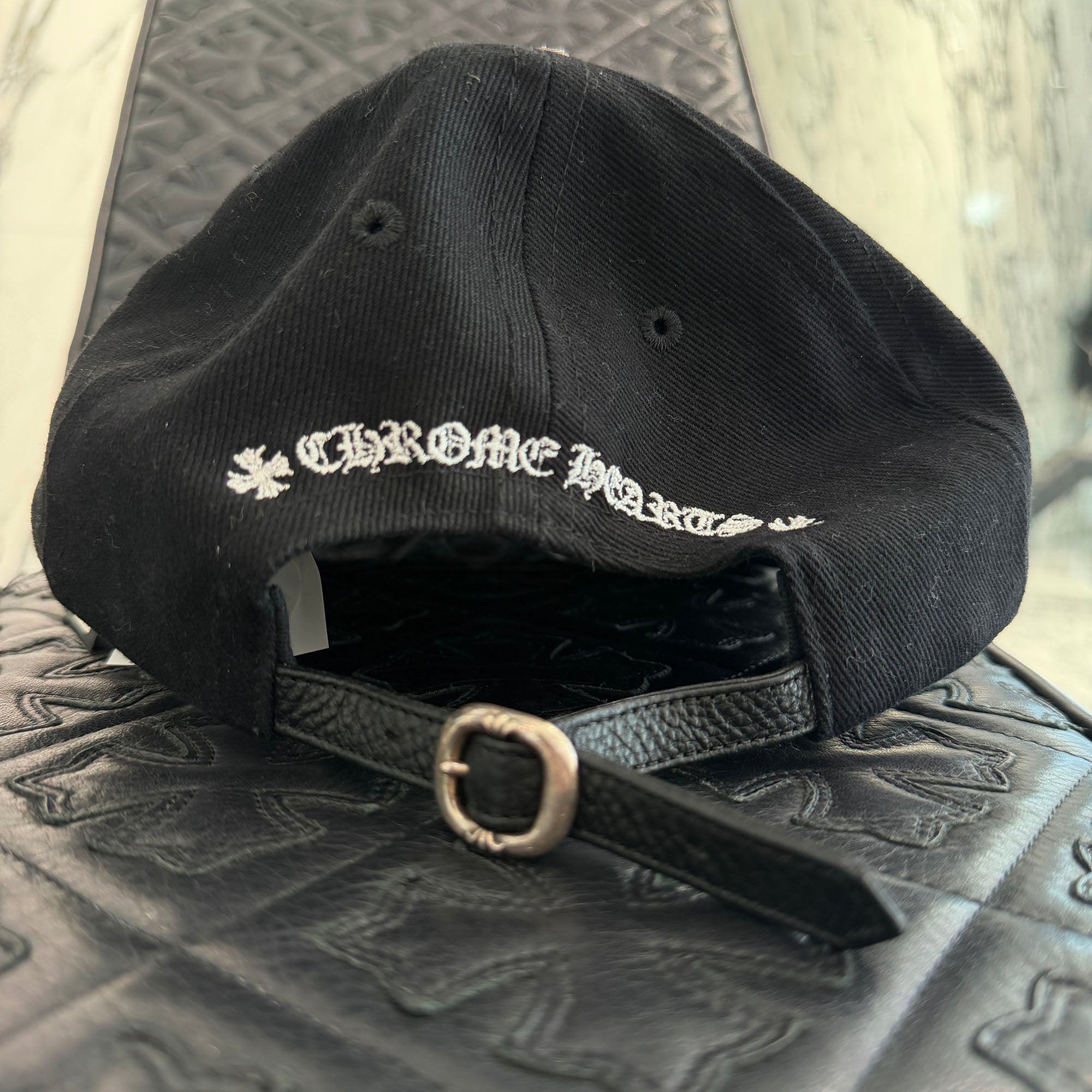 CHROME HEARTS × MATTY BOY Chomper Patch Leather Belt Trucker Cap Size ONE SIZE (53-60) クロムハーツ × マッティボーイ チョンパー パッチ レザーベルト トラッカーキャップ ONE SIZE (53-60)