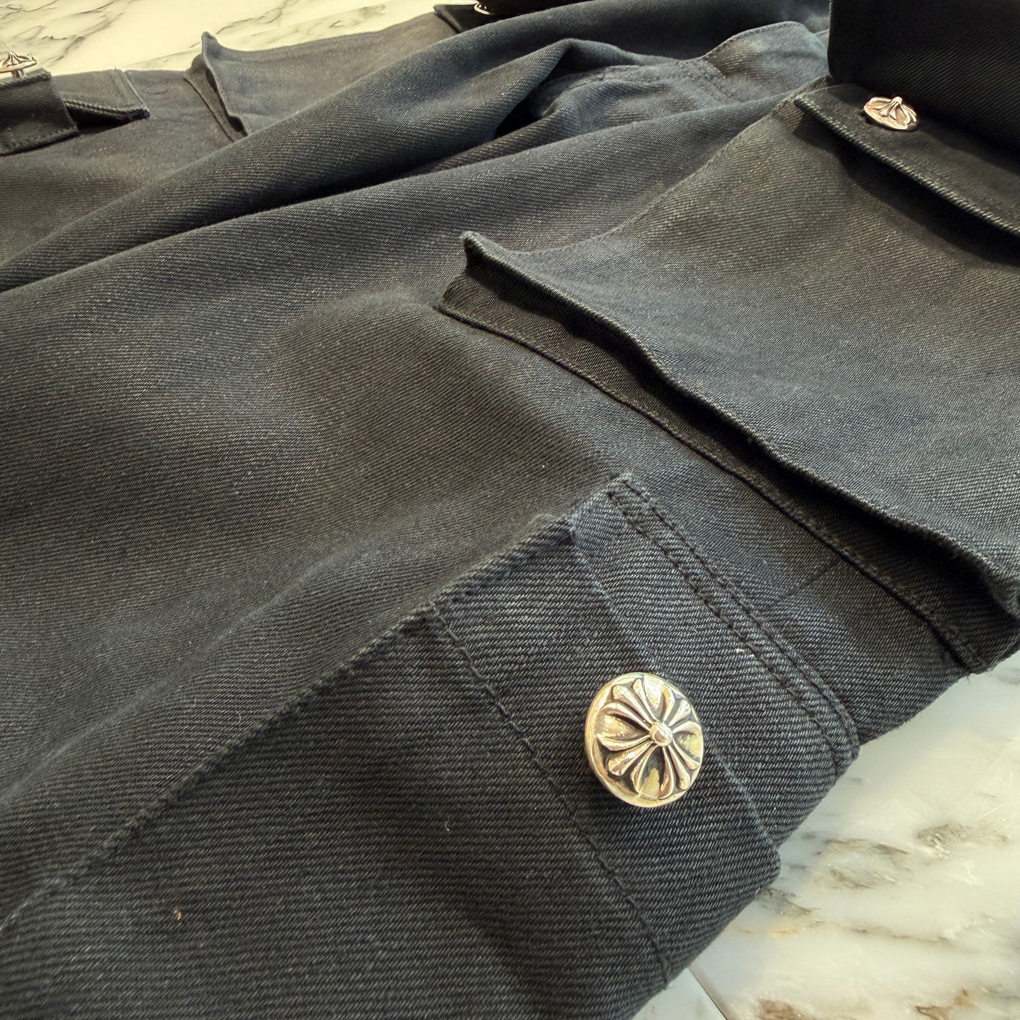 CHROME HEARTS DEVIL DOG Cross Ball Button Cargo Pants Size 30