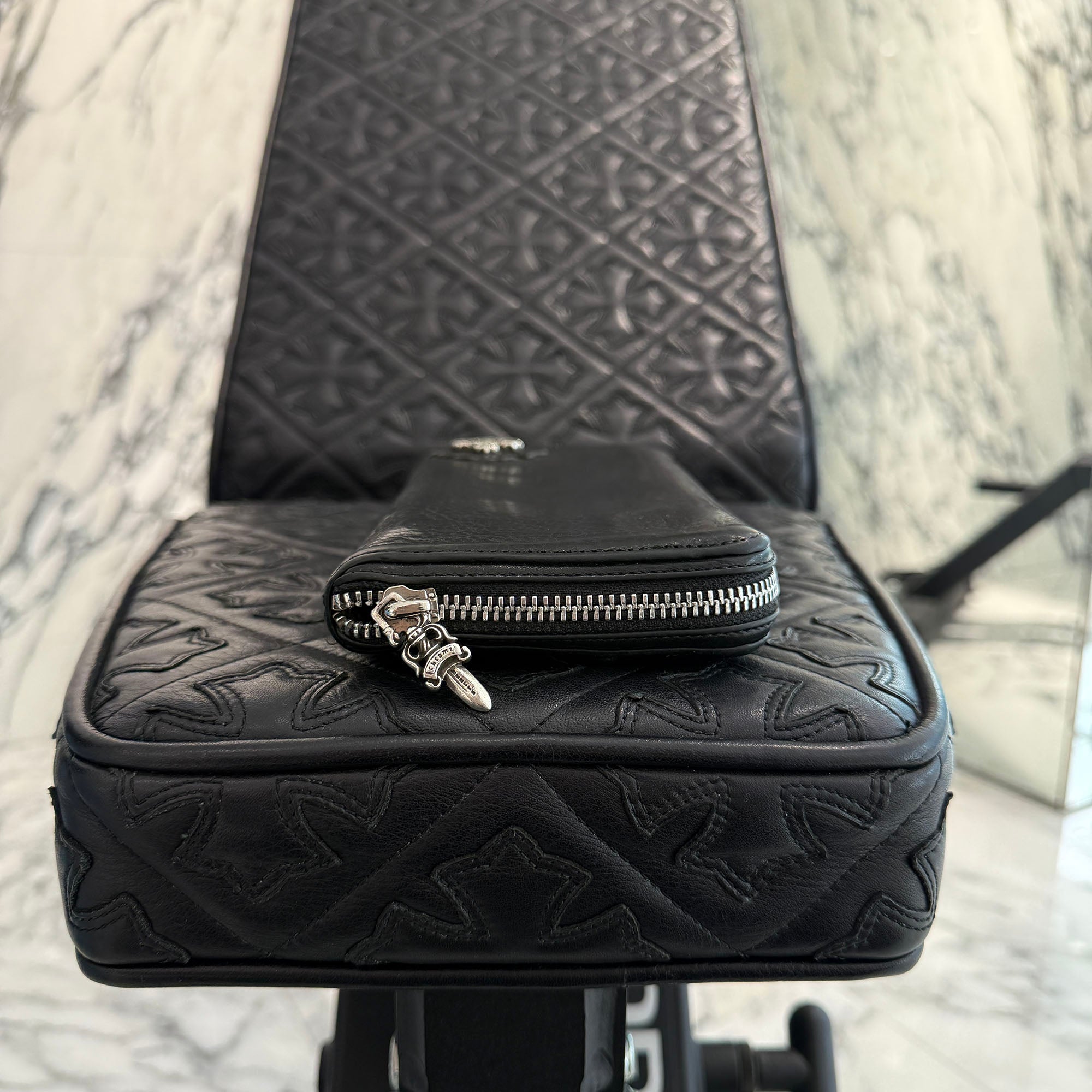CHROME HEARTS Filigree Plus Leather Patch Round Zip Wallet クロムハーツ フィリグリープラス レザーパッチ ウォレット