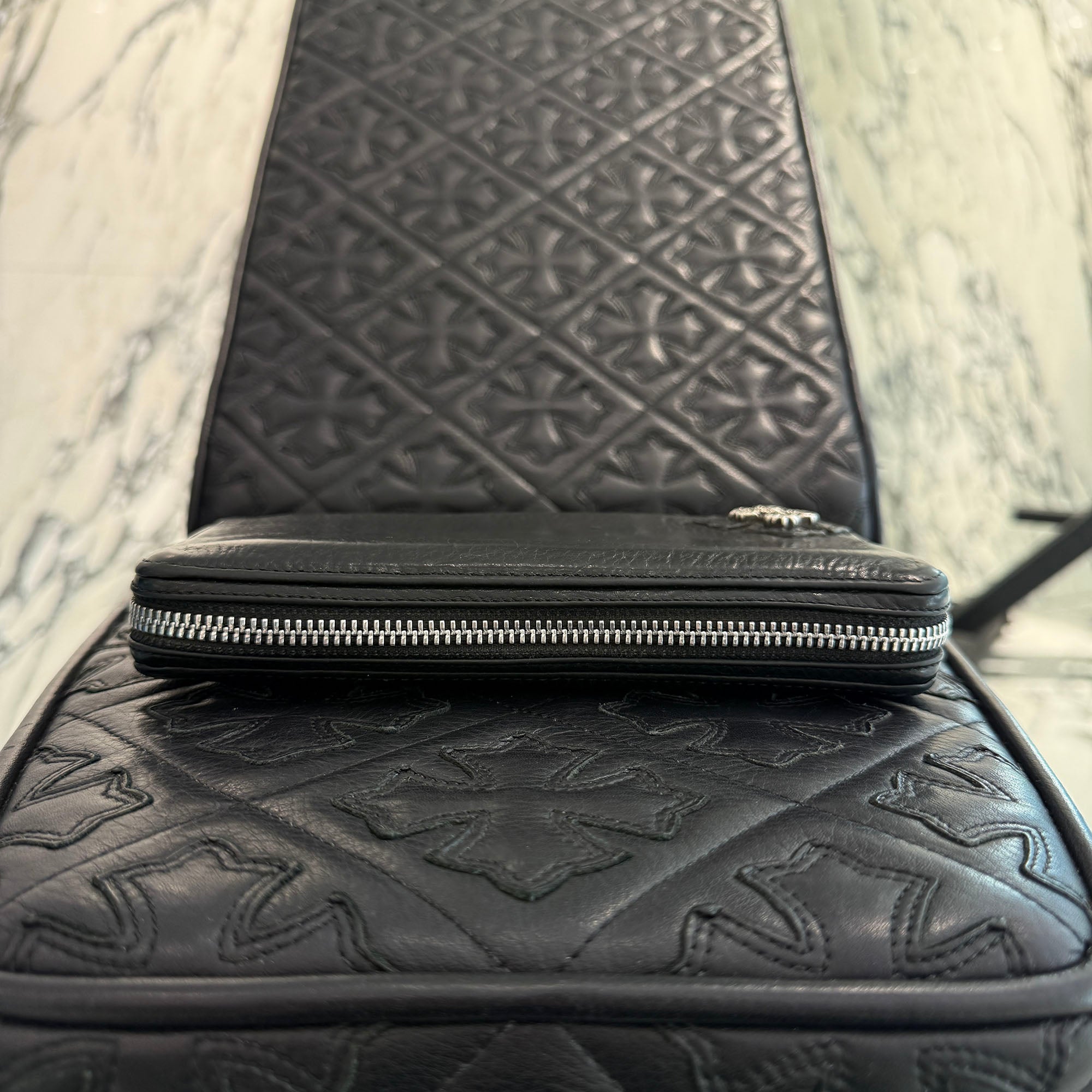 CHROME HEARTS Filigree Plus Leather Patch Round Zip Wallet クロムハーツ フィリグリープラス レザーパッチ ウォレット