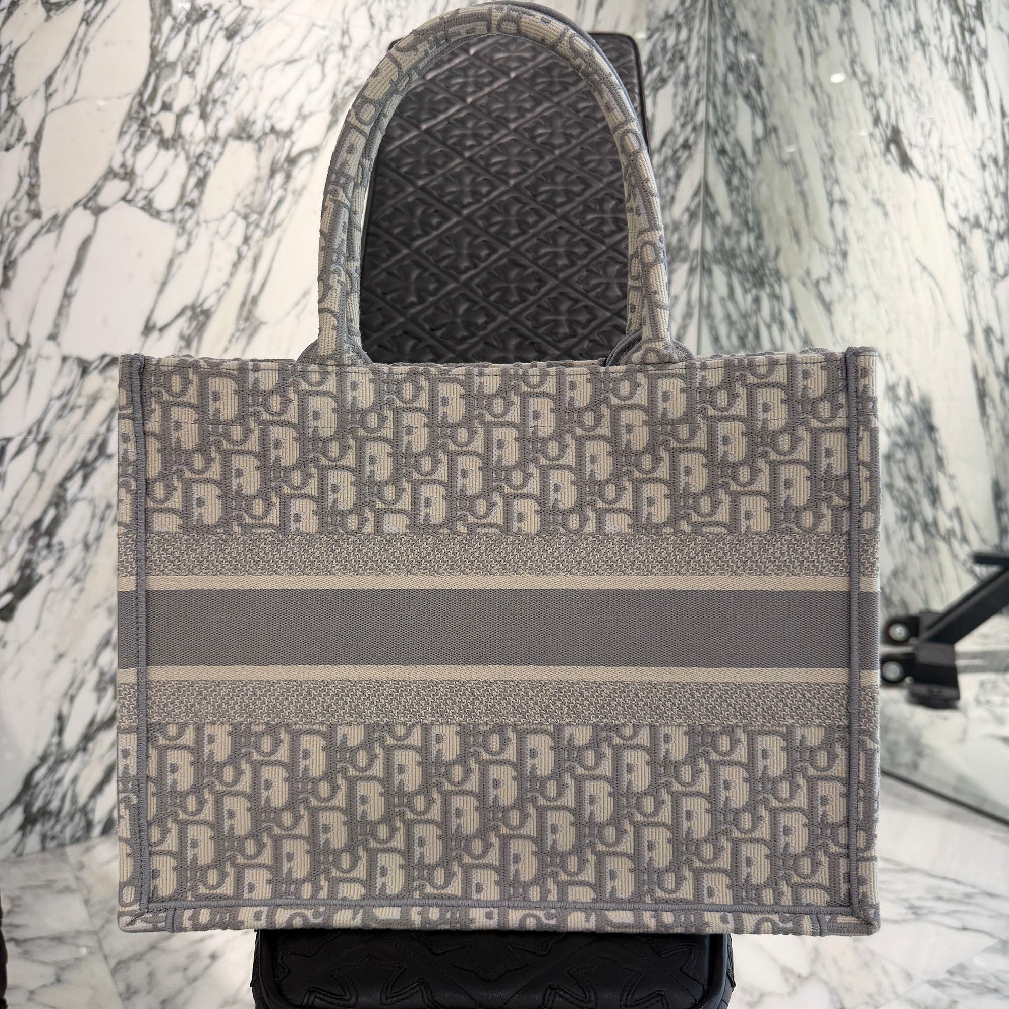 DIOR Oblique Book Tote Bag Medium ディオール オブリーク柄 ブックトートバッグ ミディアム