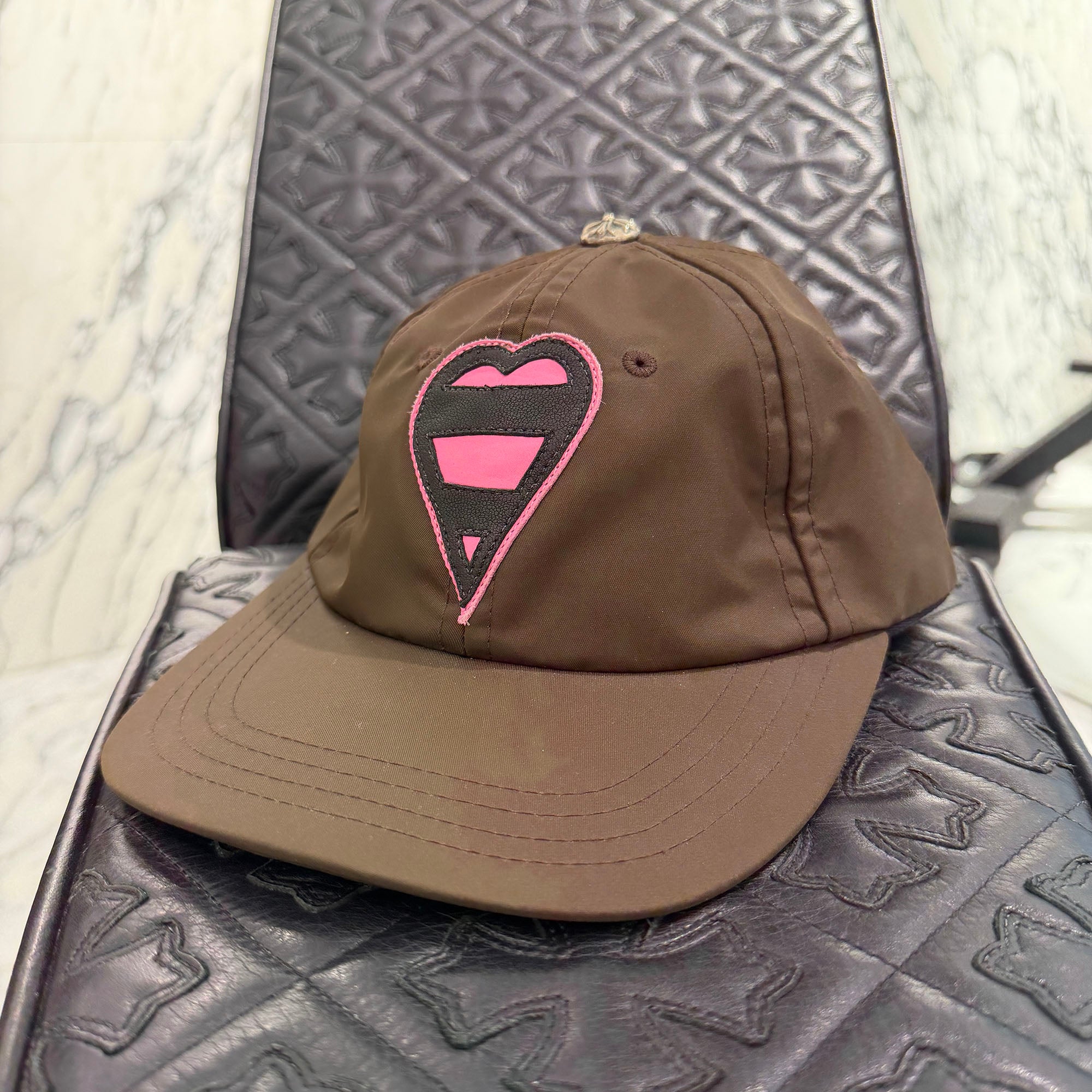 CHROME HEARTS Striped Heart Trucker Cap Size ONE SIZE (53-60) クロムハーツ ストライプハートトラッカーキャップ サイズ ONE SIZE (53-60)