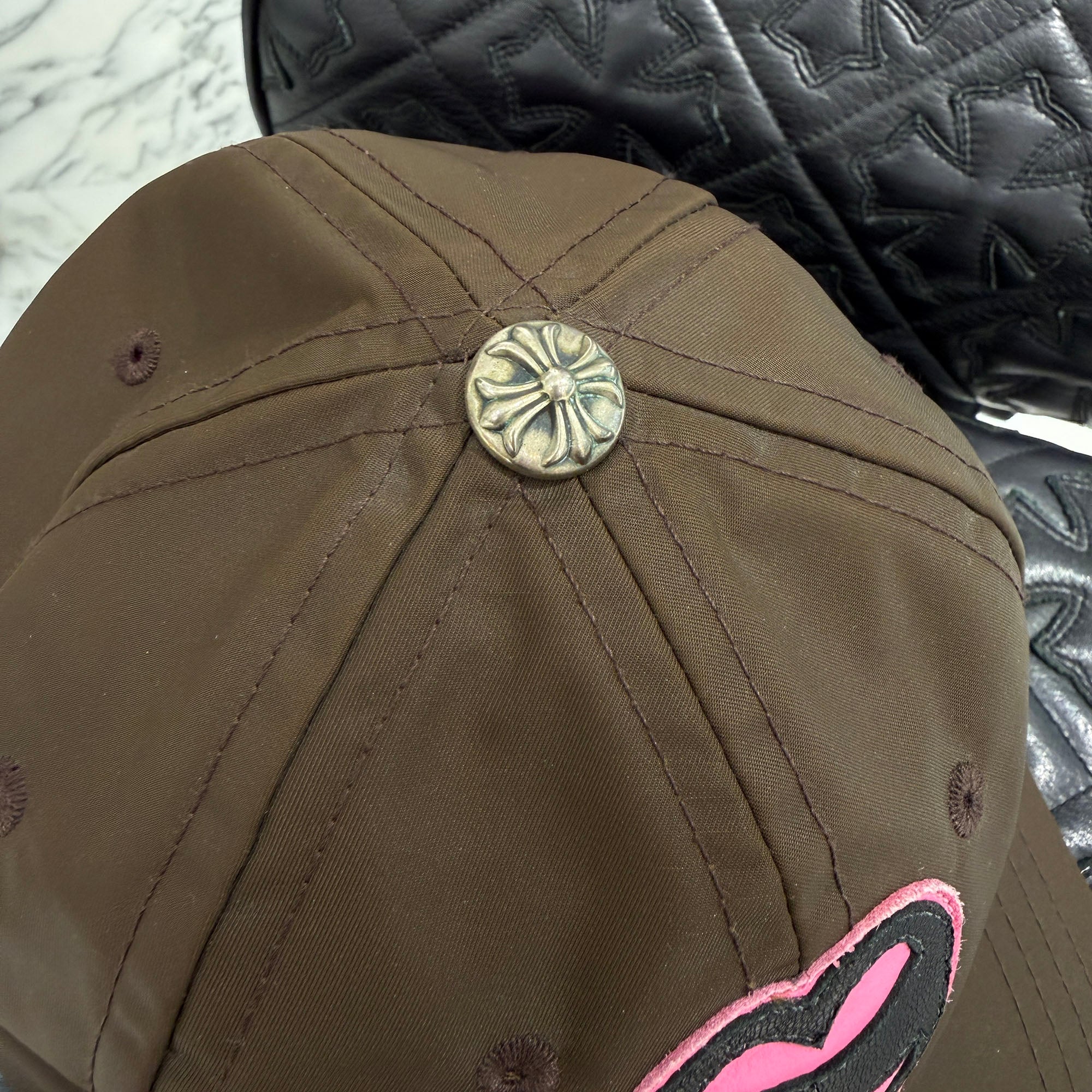 CHROME HEARTS Striped Heart Trucker Cap Size ONE SIZE (53-60) クロムハーツ ストライプハートトラッカーキャップ サイズ ONE SIZE (53-60)