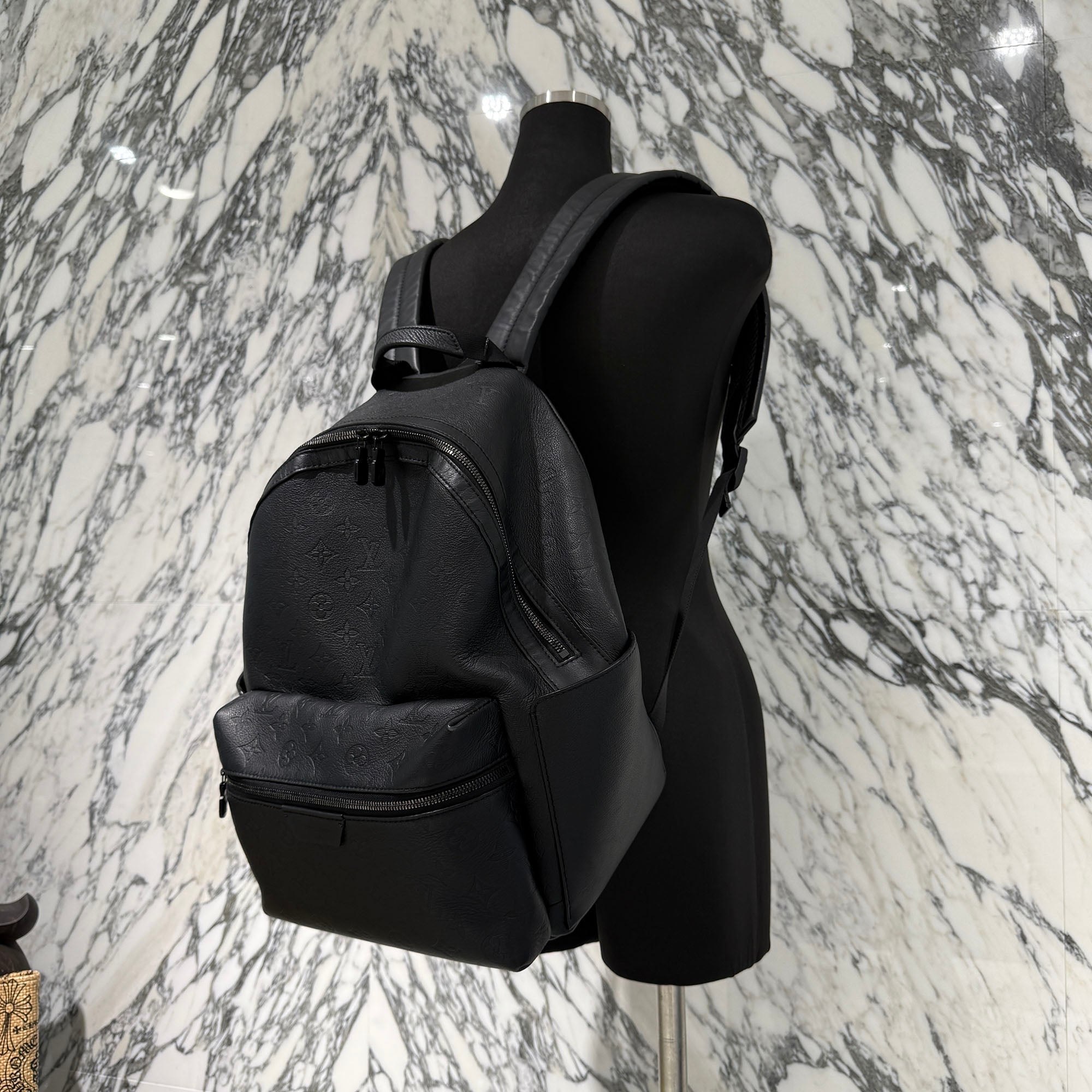 LOUIS VUITTON Discovery Backpack PM " Monogram Shadow " M46553 ルイヴィトン ディスカバリー・バックパック PM "モノグラム・シャドウ"
