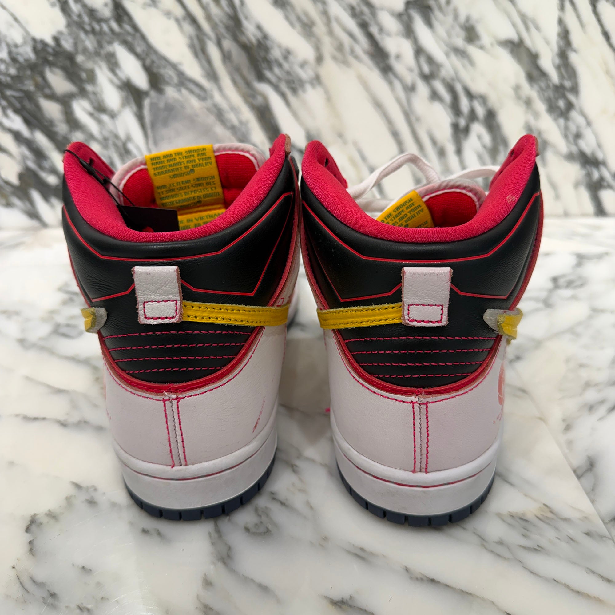 NIKE × Gundam x SB Dunk High Pro QS "Unicorn" Sneakers DH7717-100 Size US 8（26cm）ナイキ × ガンダム × SB ダンク ハイ プロ QS "ユニコーン" スニーカー サイズ US 8（26cm）