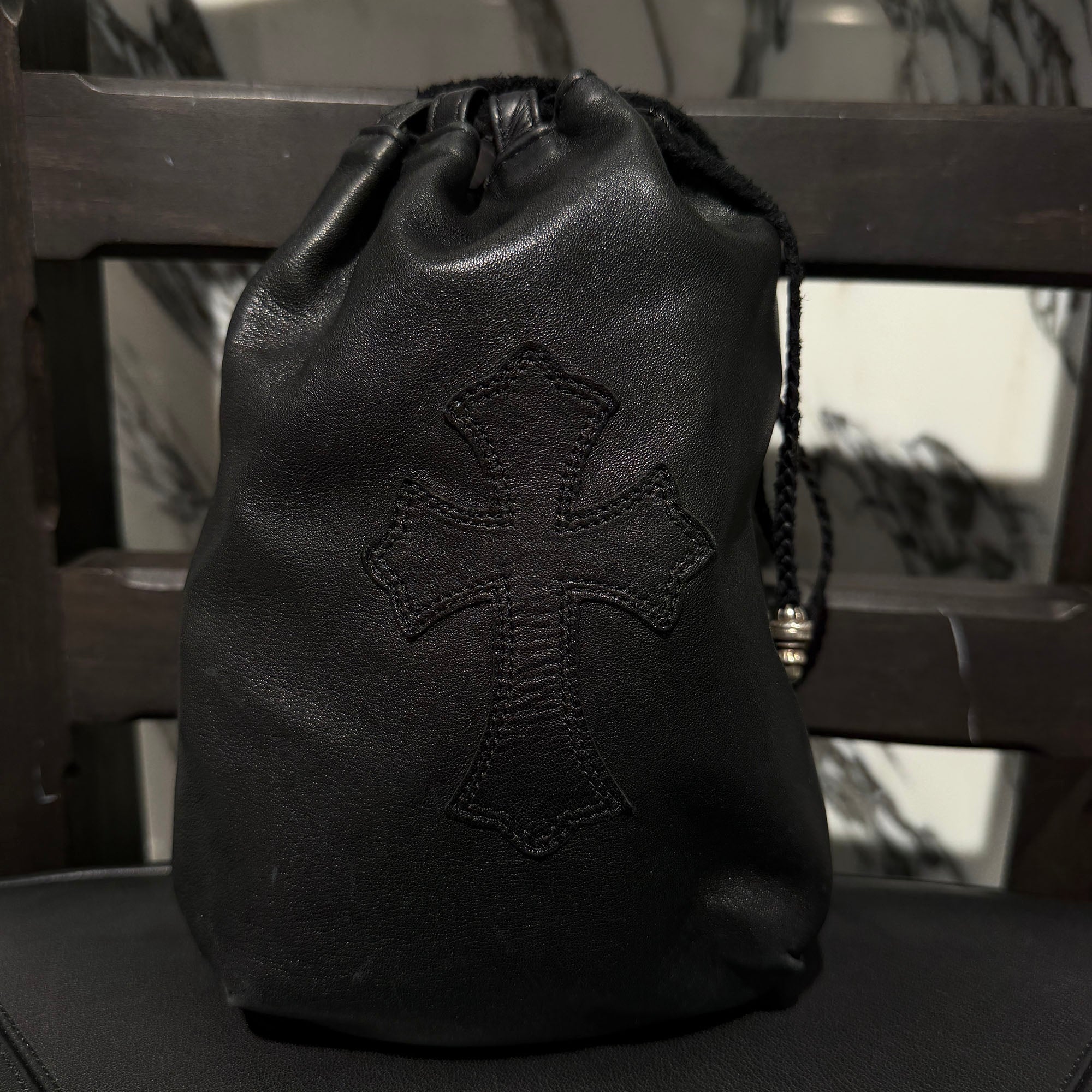CHROME HEARTS Leather Cross Patch Drawstring Sack Leather Bag クロムハーツ レザークロスパッチ ドローストリング サックレザーバッグ 巾着