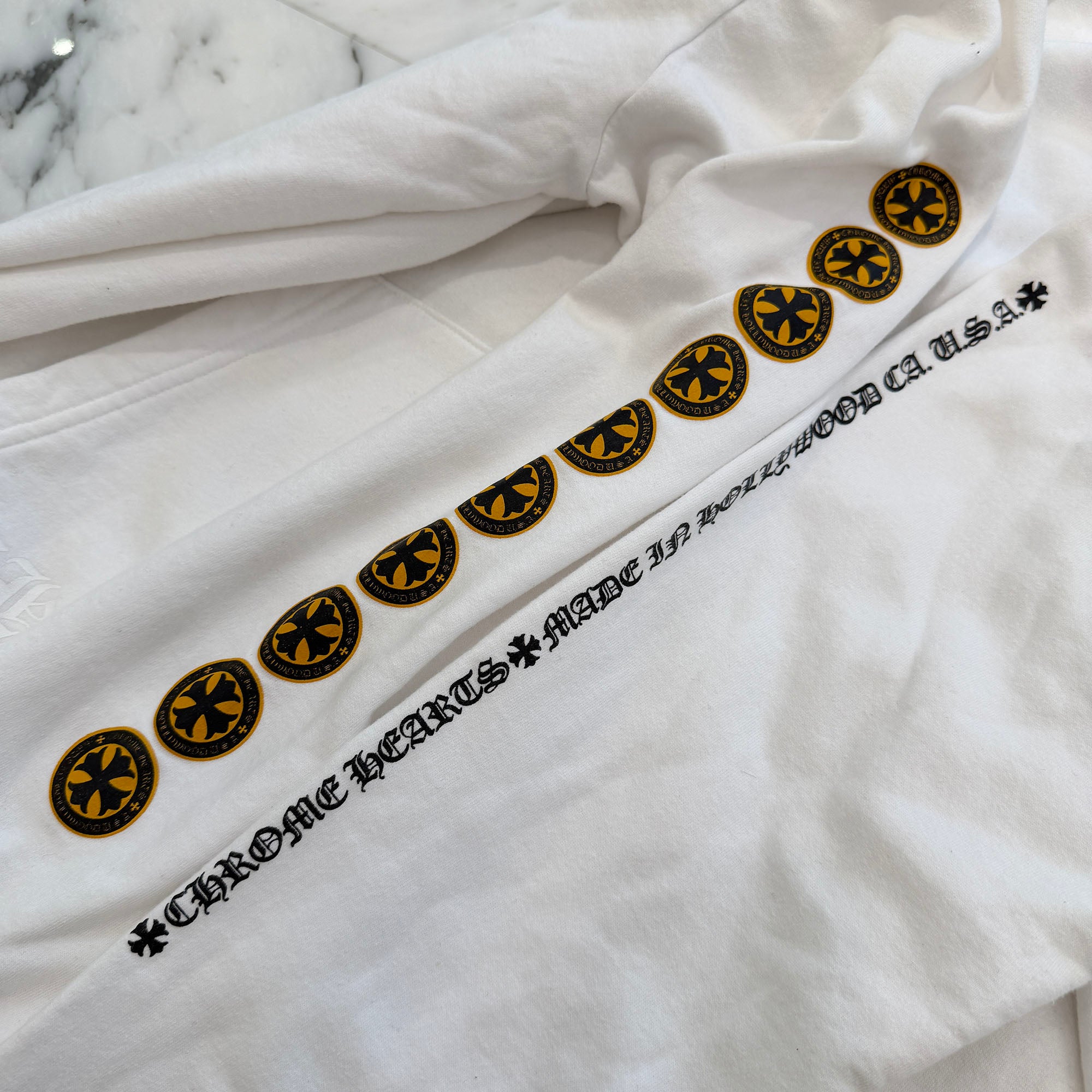 CHROME HEARTS CH Plus Yellow Cross Logo Pullover Hoodie Size XL クロムハーツ CHプラス イエロークロス ロゴ プルオーバーフーディー サイズXL
