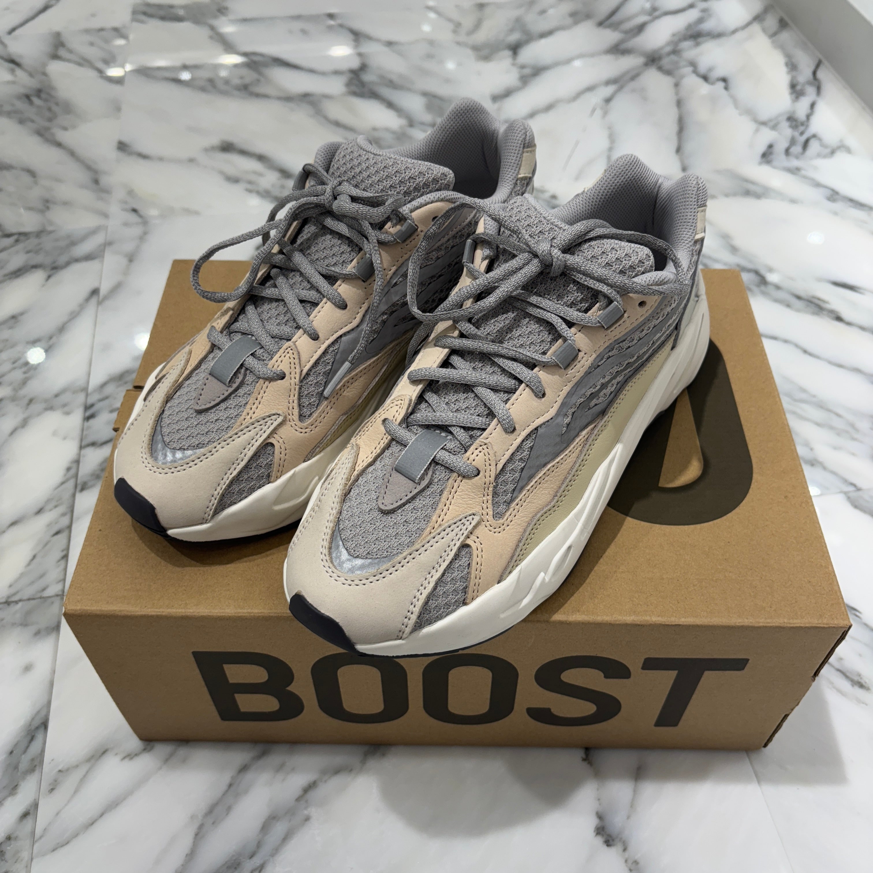 adidas × Kanye West 2022SS Yeezy Boost 700 V2 ''Static'' Sneaker FU6684 Size US10(28cm)アディダス×カニエ・ウェスト イージーブースト 700 V2 ''スタティック'' スニーカー サイズ US(28cm)