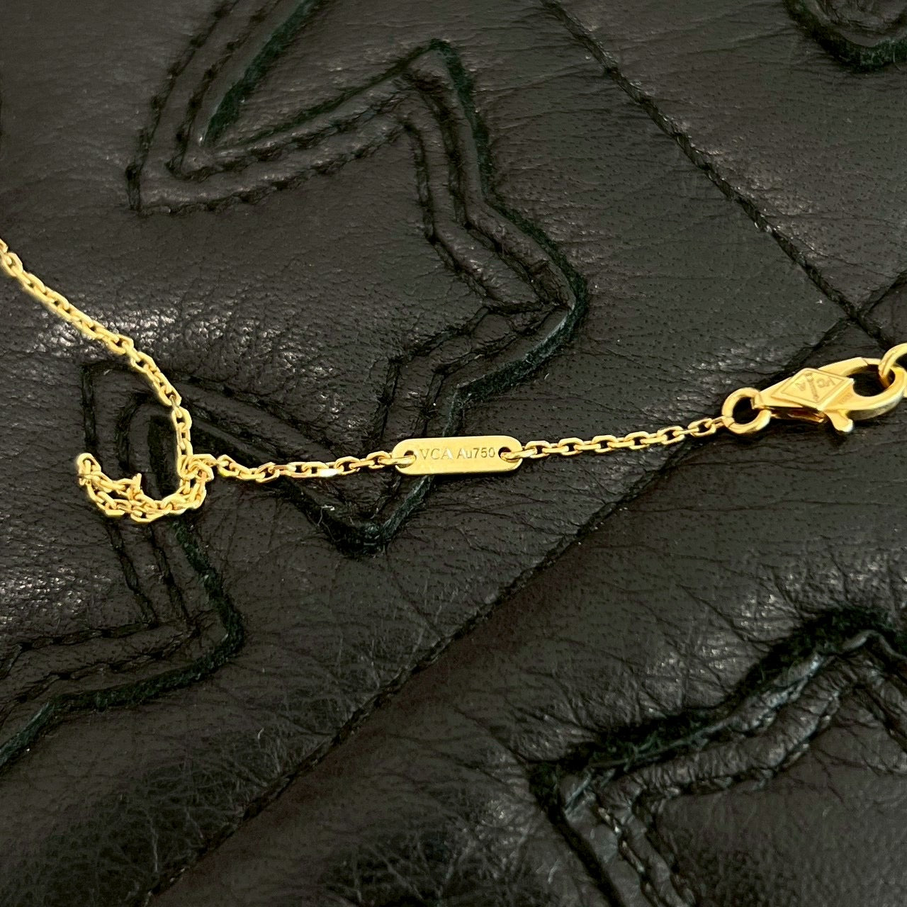 Van Cleef & Arpels Sweet Alhambra Mother Of Pearl Neckless ヴァンクリーフ＆アーペル スウィート アルハンブラ マザー オブ パール ネックレス