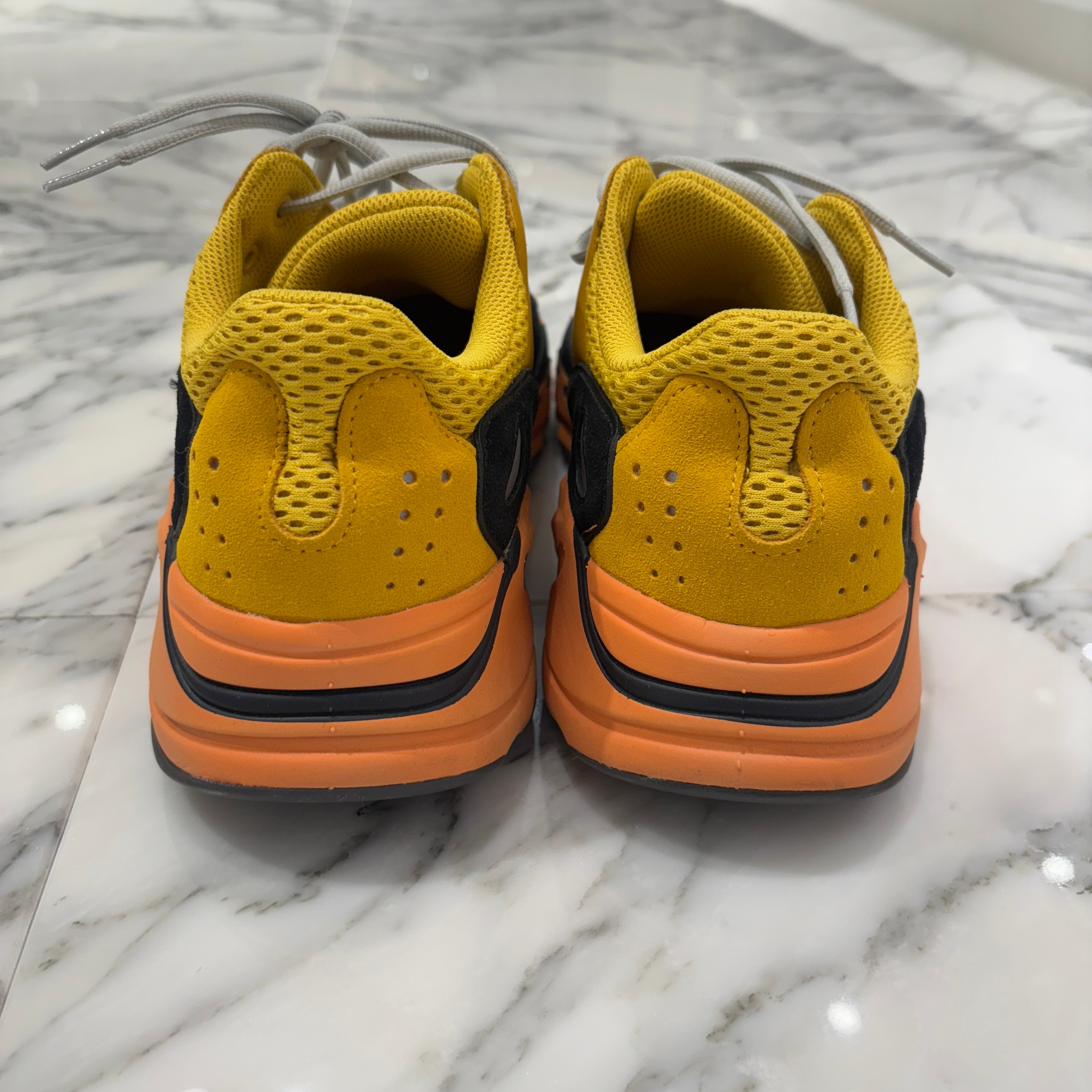 adidas × Kanye West 2023AW YEEZY BOOST 700 V3 'SUN' Sneaker G54850 Size US10(28cm) アディダス×カニエ・ウェスト イージーブーストV3 ’’サン’’ スニーカー サイズ US10(28cm)