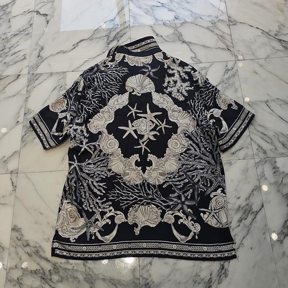 VERSACE 2024SS Baroque Printed Silk Set Up Shirt & Shorts 1003926/1A11093 1002476/1A11093 Size 46 ヴェルサーチェ バロック プリント シルク シャツ&ショーツ サイズ46