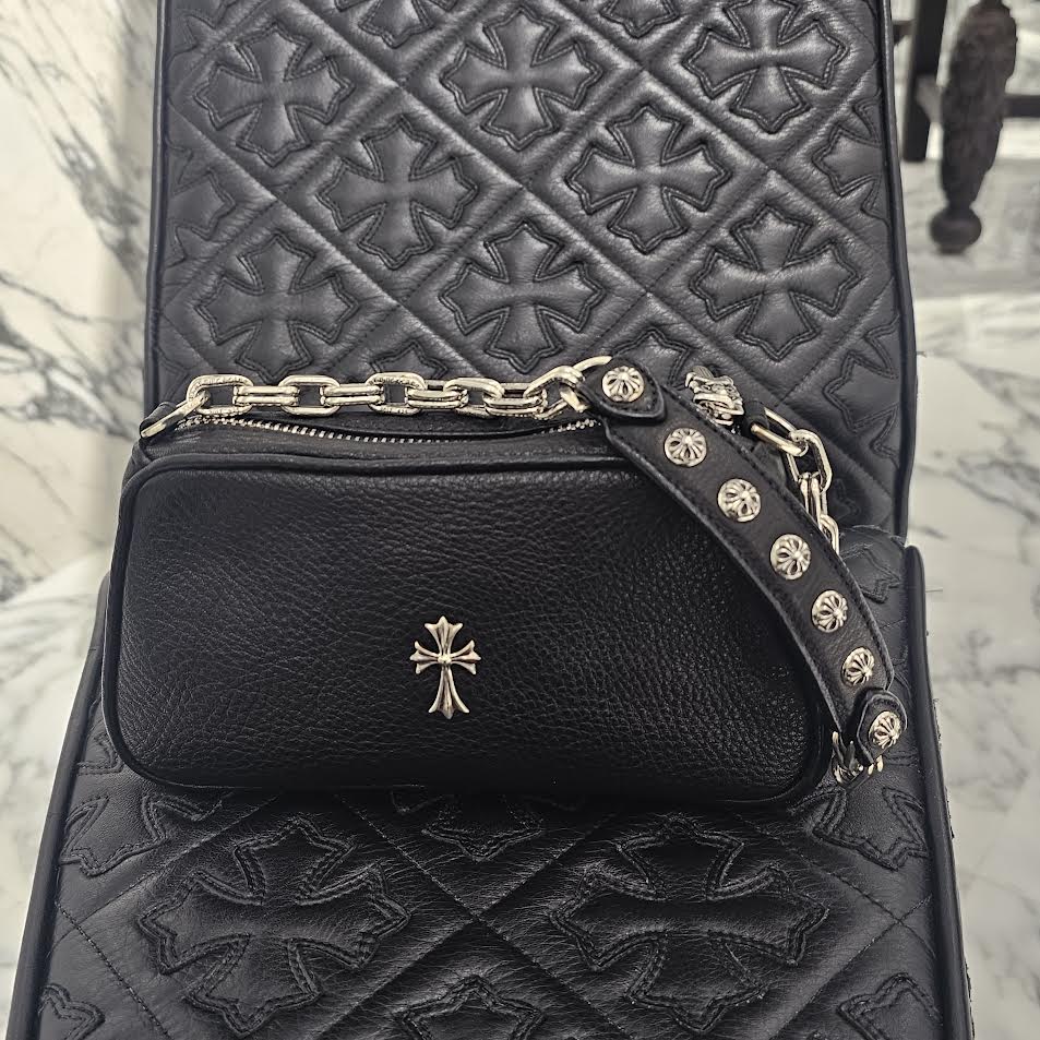 CHROME HEARTS THE NIGHT Cross Chain Leather Hand Bag クロムハーツ ザ・ナイト クロス チェーン装飾 レザーハンドバッグ