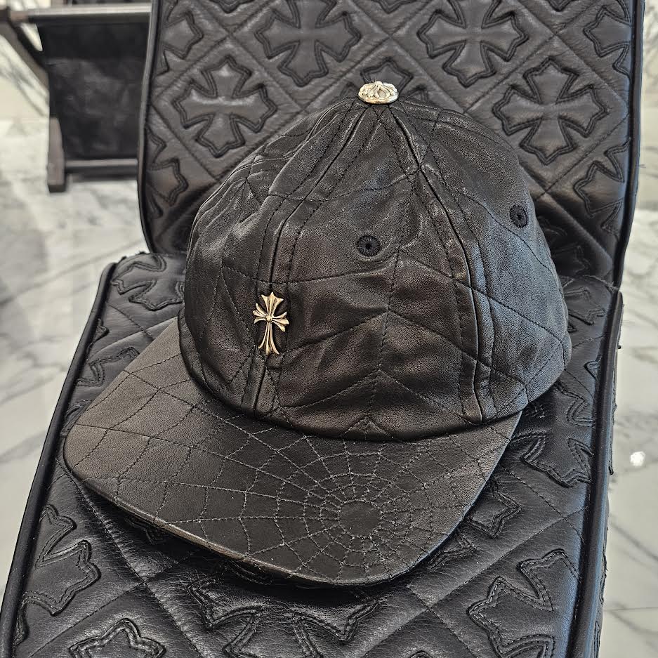 シルバーレザーさん　クロムハーツ パーツ　CHROMEHEARTS CHROME HEARTS Silver Cross Spider Web Leather Cap Size ONE