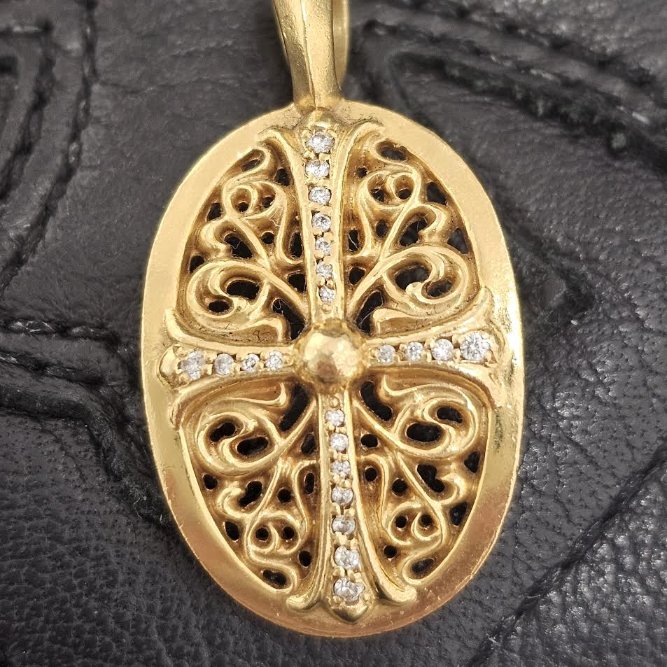 CHROME HEARTS 22K Classic Oval Cross Pendent Top Pave Diamond クロムハーツ 22K クラシック オーバルクロス ペンダントトップ パヴェダイヤモンド