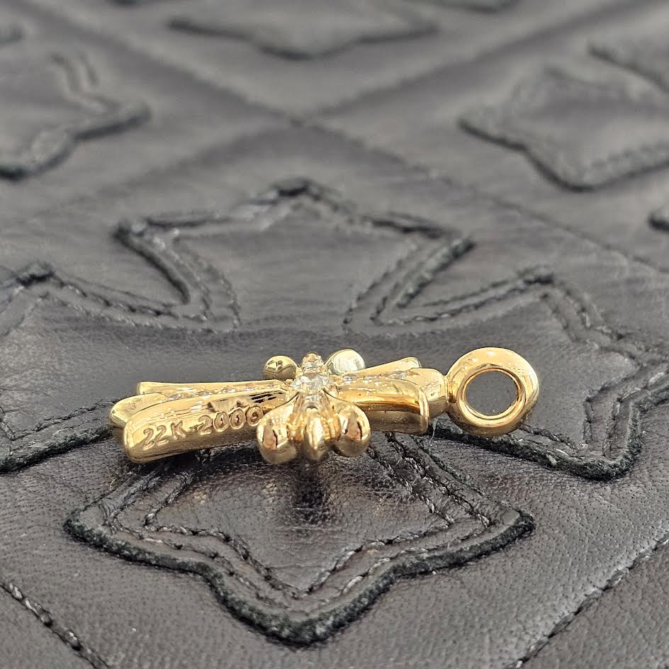 CHROME HEARTS 22K Tiny Fat Cross Pave Diamond Pendant Top クロムハーツ 22K タイニーファット クロス パヴェダイヤモンド ペンダントトップ