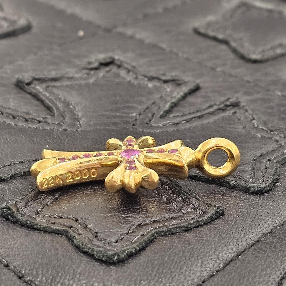 CHROME HEARTS 22K Tiny Fat Cross Pink Sapphire Pendant Top クロムハーツ 22K タイニーファットクロス ピンクサファイア ペンダントトップ