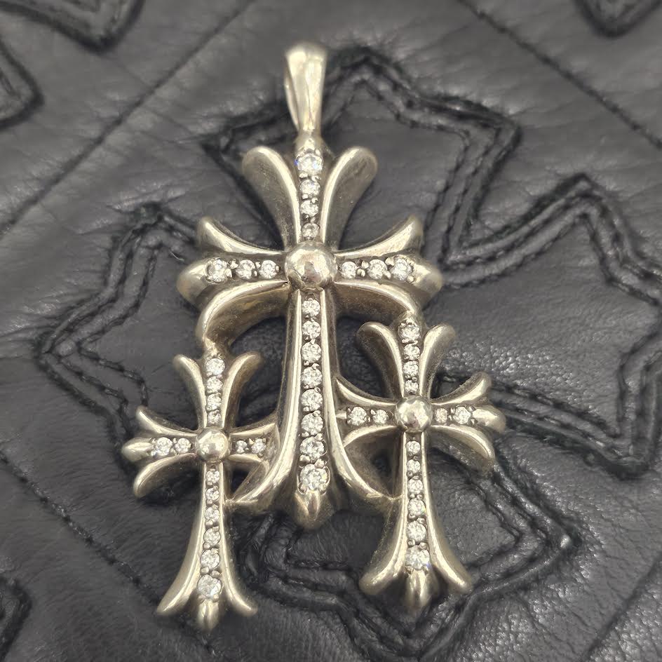 CHROME HEARTS Triple CH Cross Small Pave Diamond Pendant Top クロムハーツ トリプル CHクロス スモール パヴェダイヤモンド ペンダントトップ