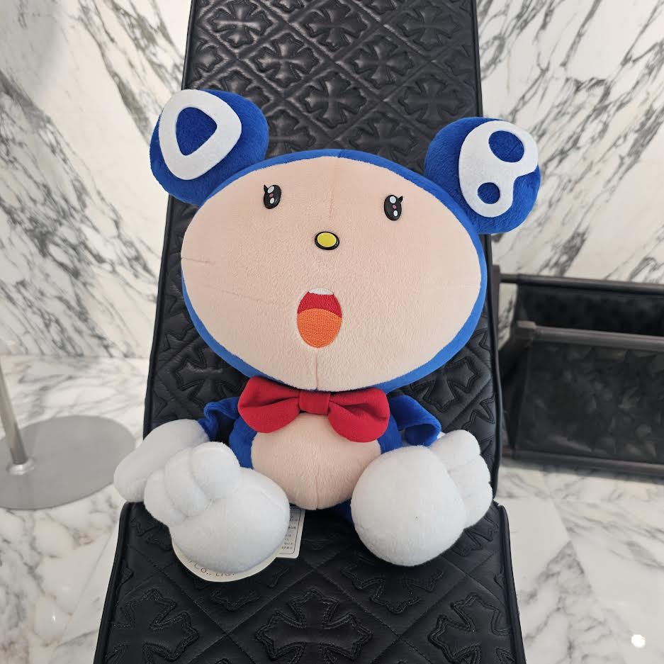 Takashi Murakami × Kaikai Kiki. 2011SS Mr. DOB Kun Large Stuffed Doll 村上隆 × カイカイキキ ミスタードブくん ラージサイズ ぬいぐるみ