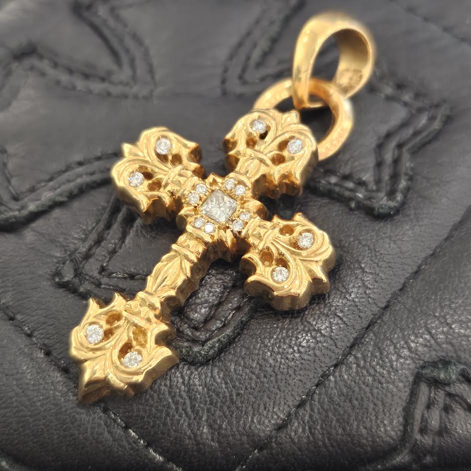 CHROME HEARTS 22K Filig Cross-XSM P D Pendant Top クロムハーツ 22K フィリグリークロスXS PAVEダイヤ ゴールド ペンダントトップ