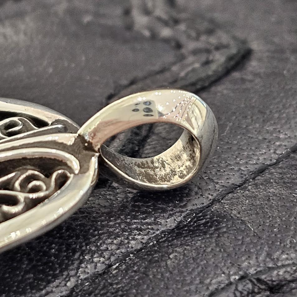 CHROME HEARTS Classic Oval Cross Pendent Top クロムハ―ツ クラシックオーバル クロス ペンダントトップ