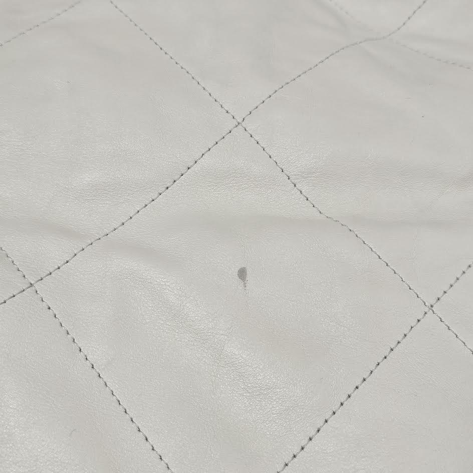 CHANEL 22 Matelasse Caviar Skin Chain Shoulder Bag シャネル 22 マトラッセ キャビアスキン チェーン ショルダーバッグ